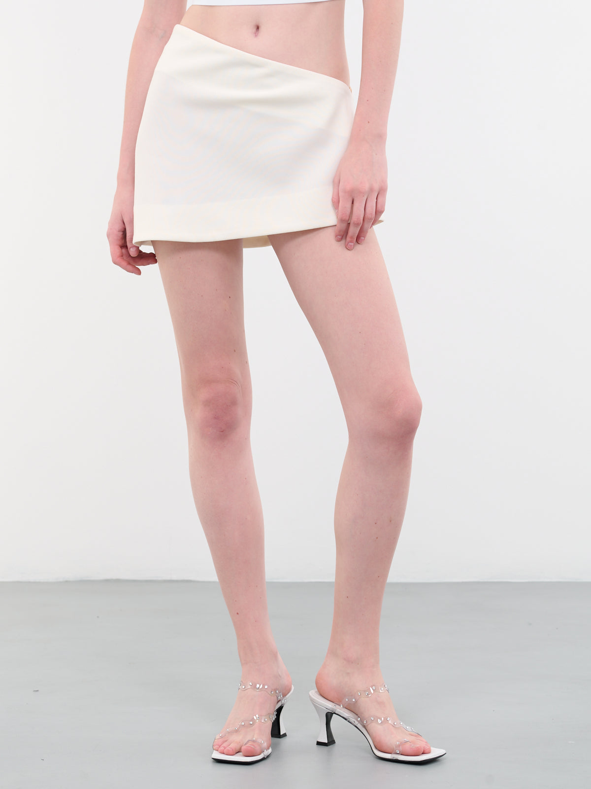 Diagonol Skirt (MZM-SK-W01-WHITE)