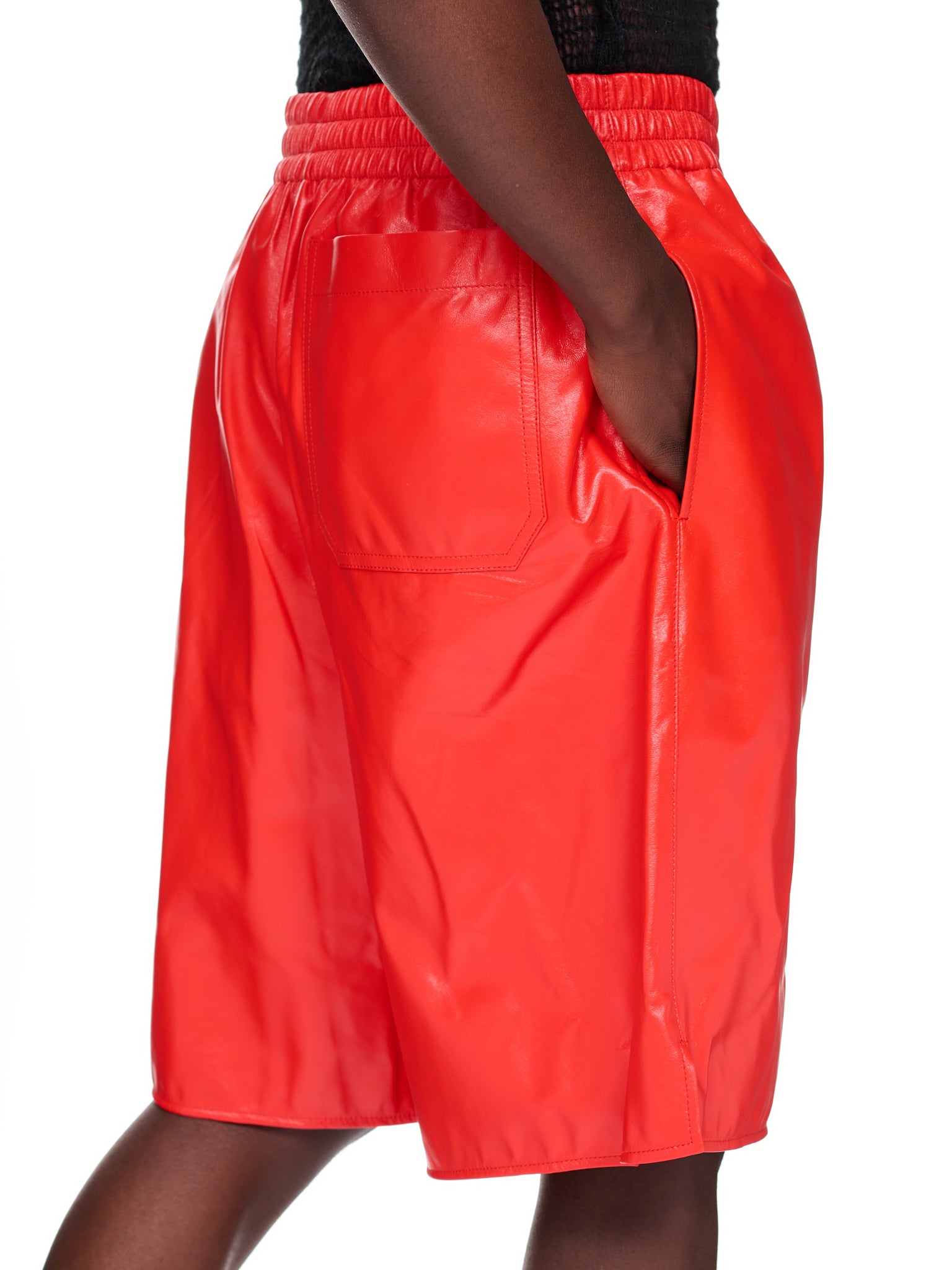Naplack Bermuda Shorts (PUMY0022A0-ULA745-ORANGE-RED)