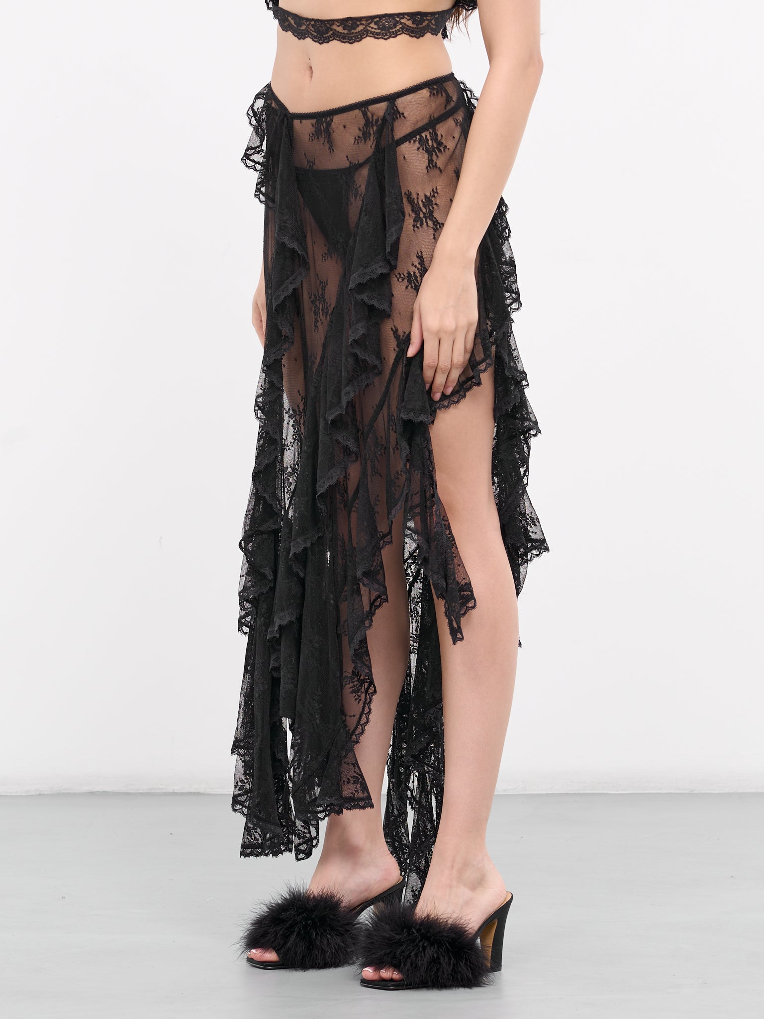Lace Ruffled Skirt (00SK16BK-BLACK)