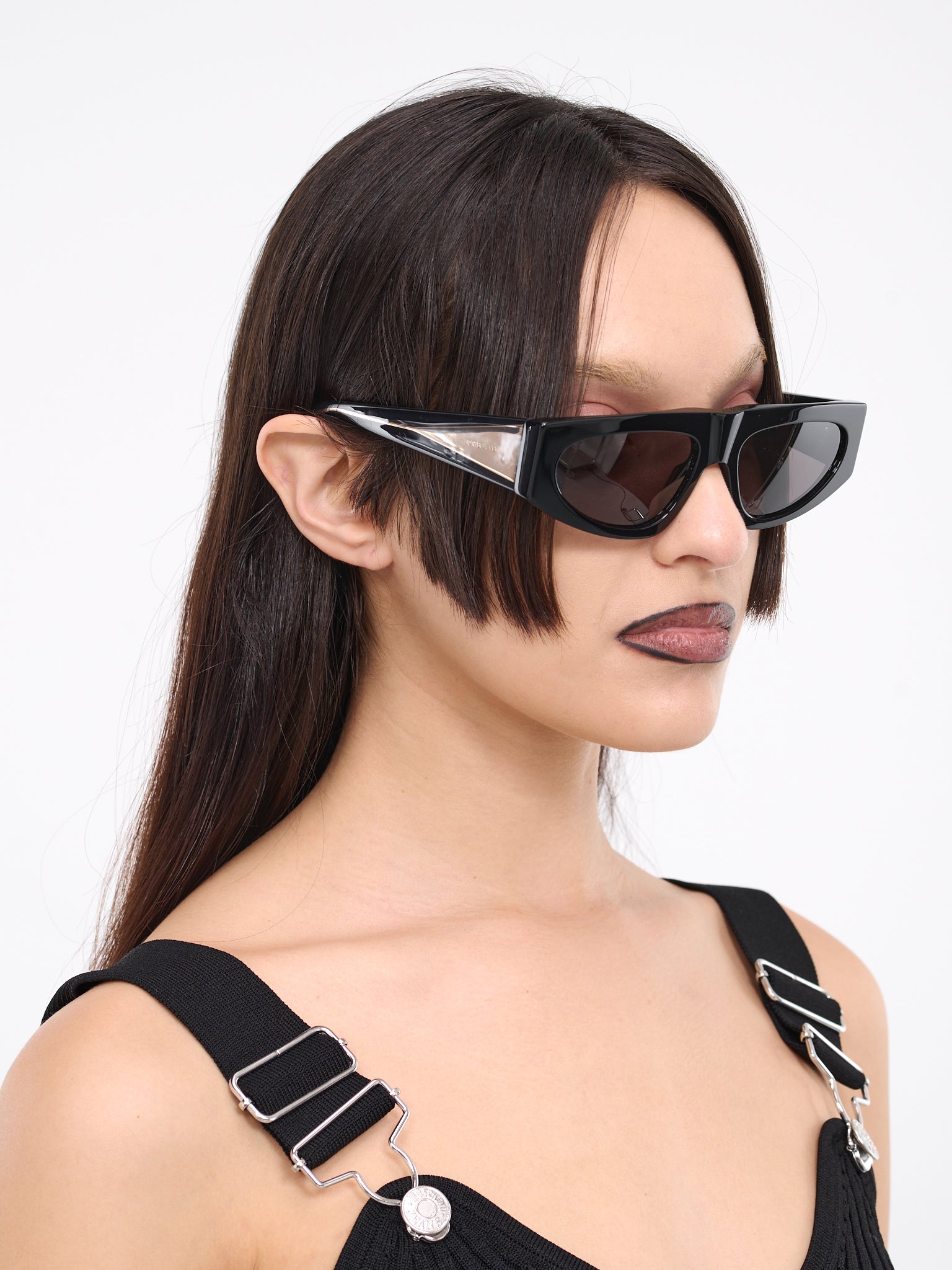 Angled Logo Sunglasses (779438VBL80-1338-BLACK)