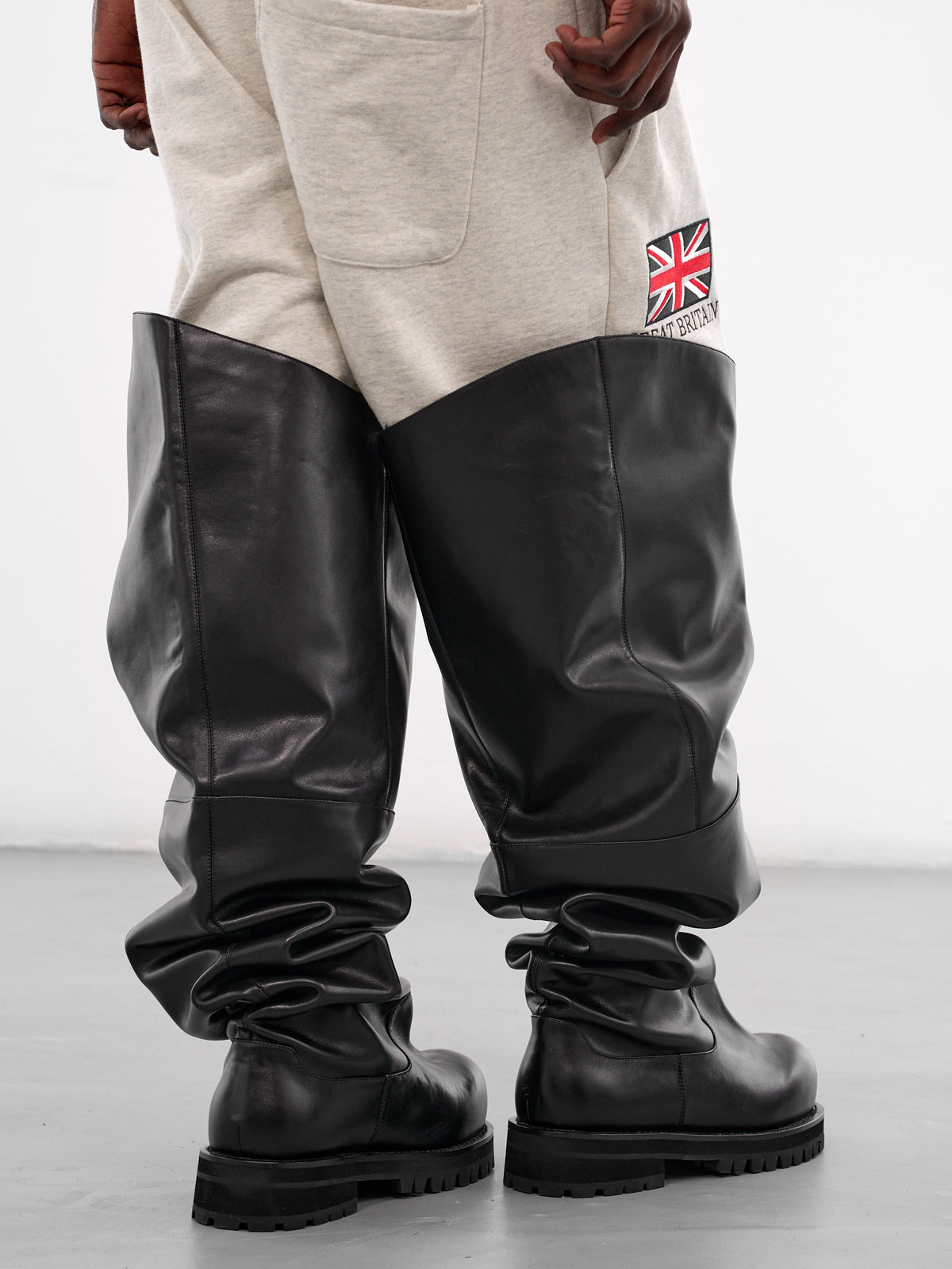 Black Leather Wide Thigh Boots (PIS26SSMA06-BLACK)