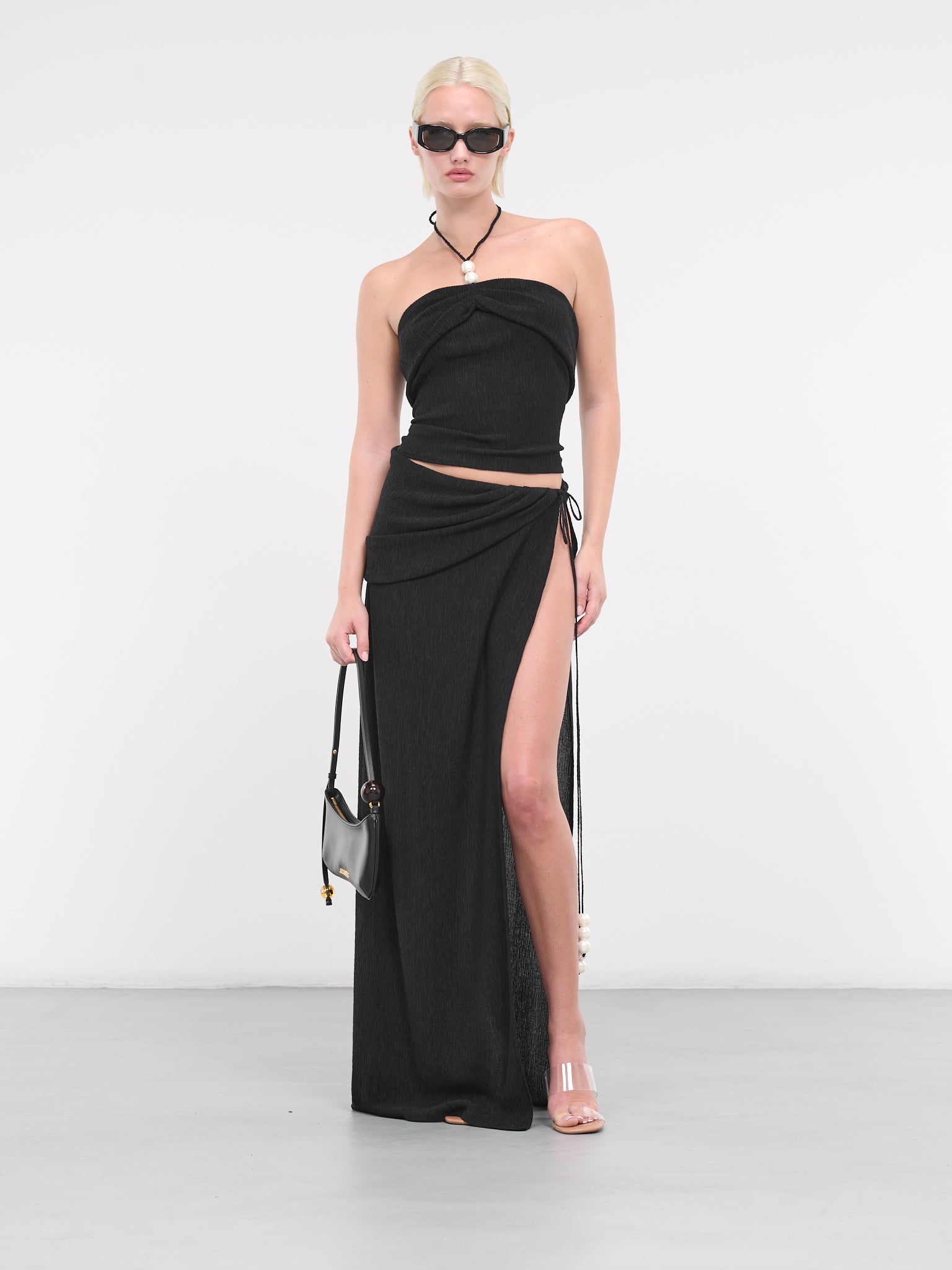 Pearl Halterneck Tube Top (12-BLACK)