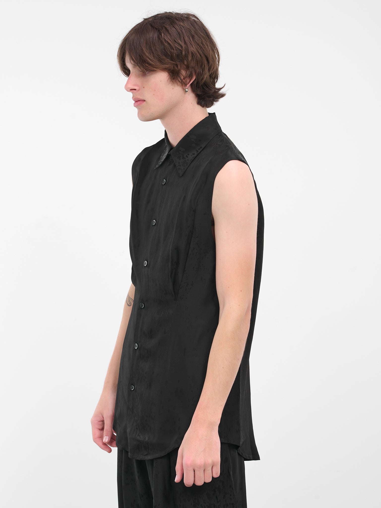 Sleeveless Shirt (0504-T714-BLACK)