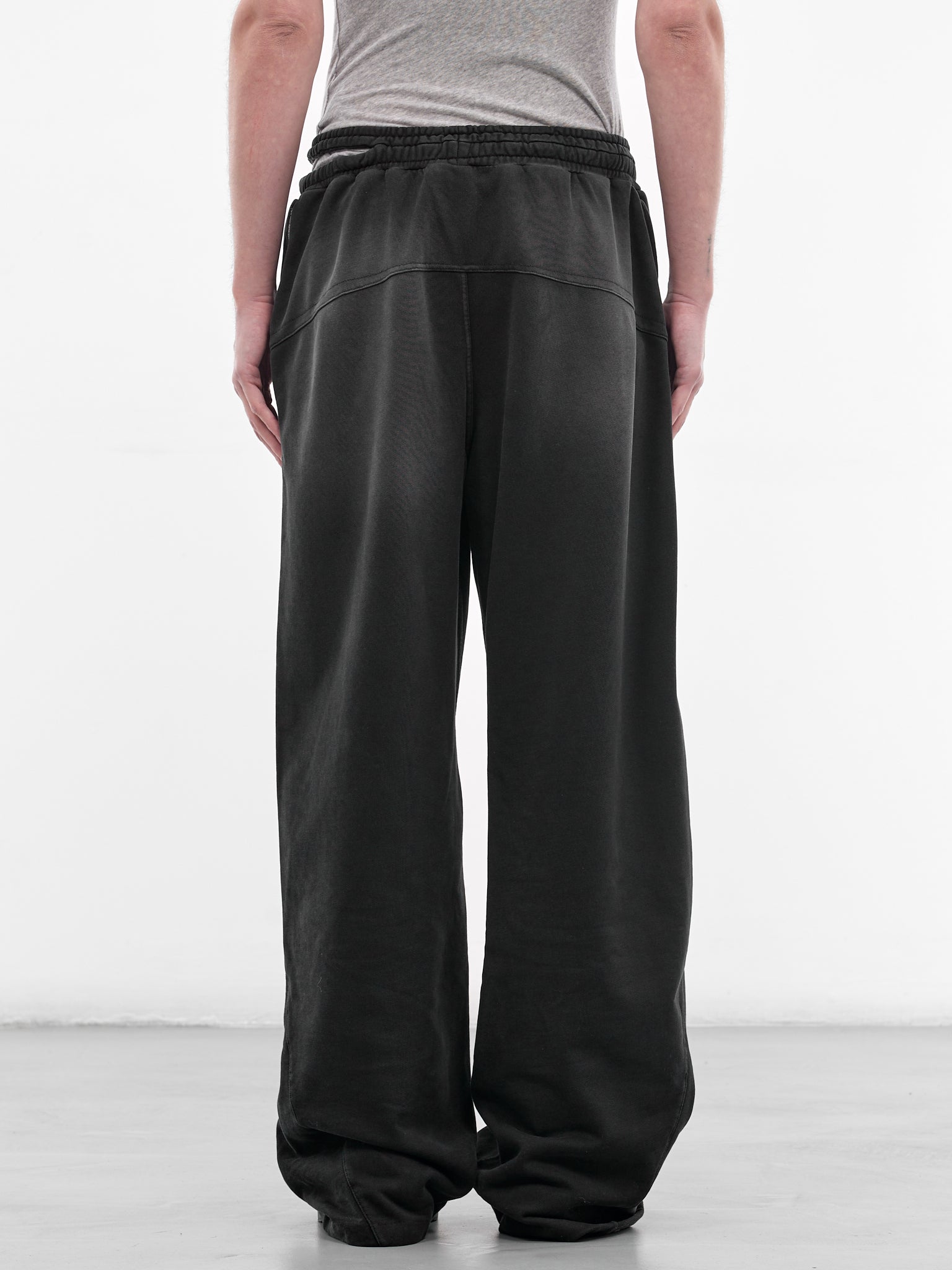 LOUIS GABRIEL NOUCHI Baggy Sweatpants | H.Lorenzo - back