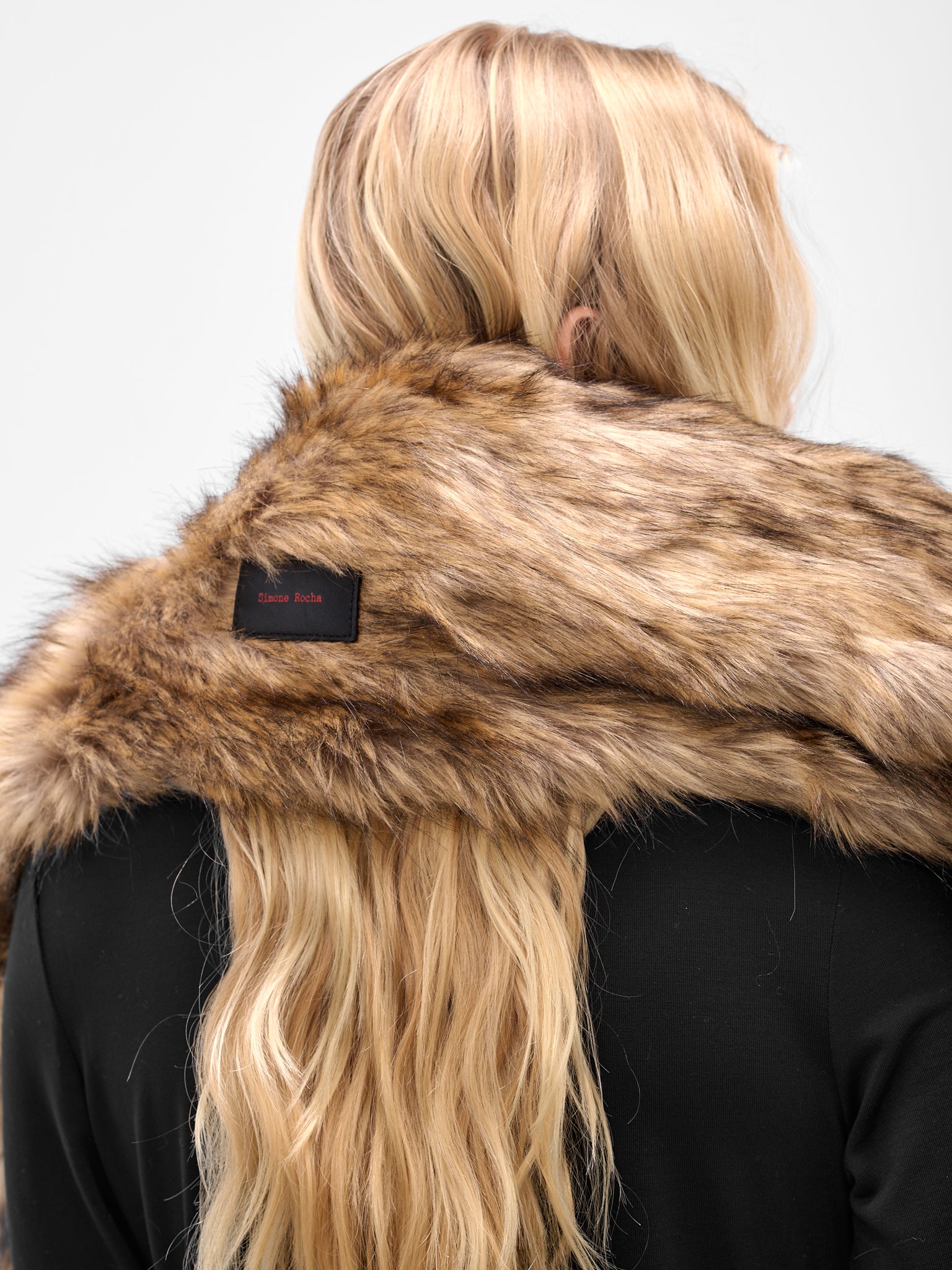 スカーフ Hare Scarf - Simone Rocha - Synthetic - Brown Long Faux Fur Hare Scarf (SCARF4-M-0815-BROWN)