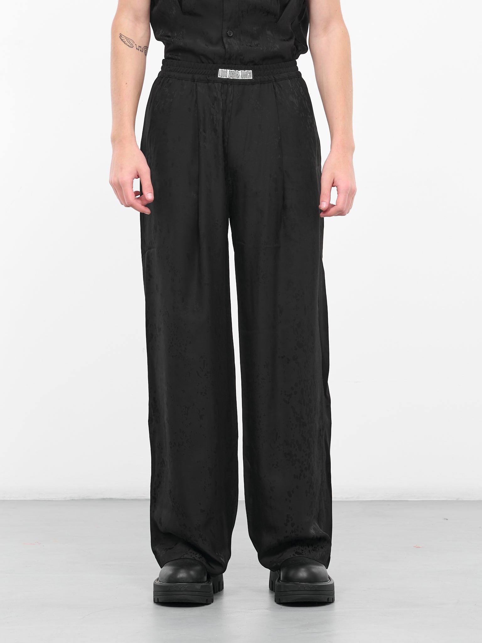 Large Trousers (0713-T714-BLACK)