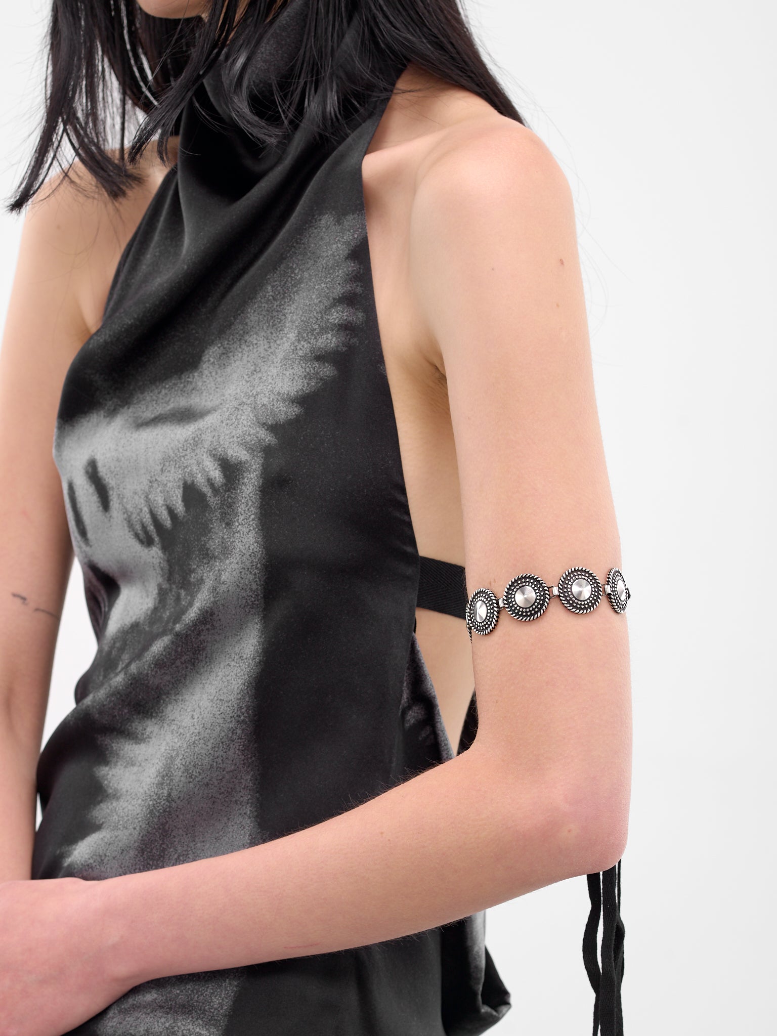 Black Ive Stud Braided Bracelet (B0013548-JW026-099-BLACK)