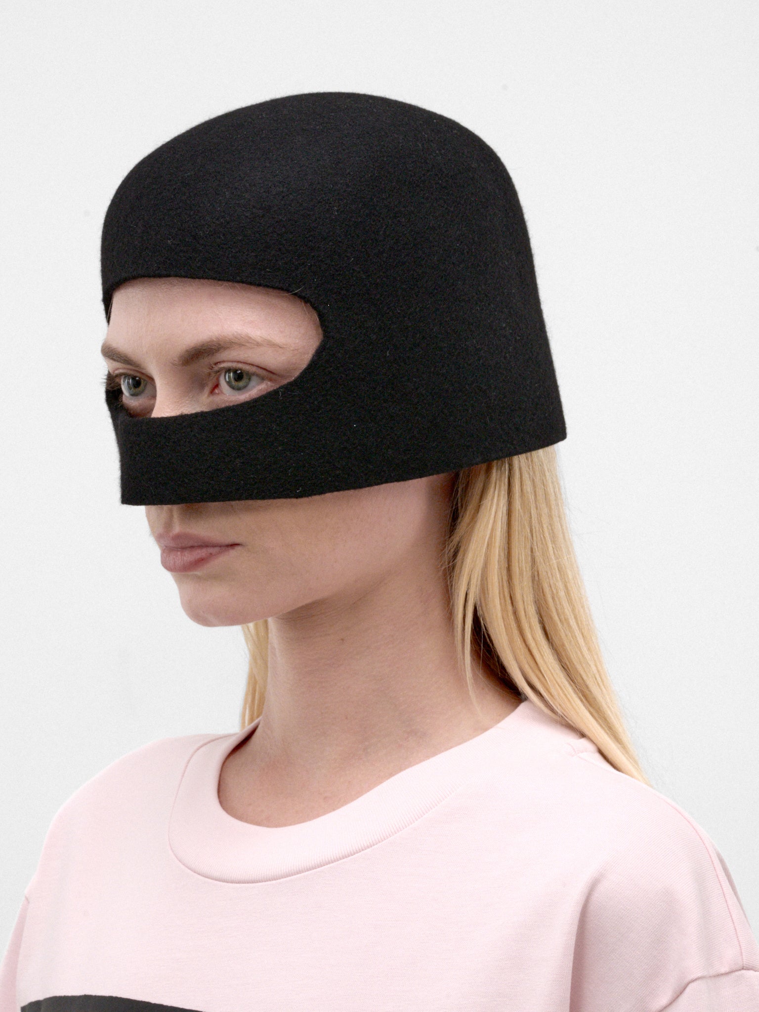 Black Wool Masked Hat (VAQ12K601-BLACK)