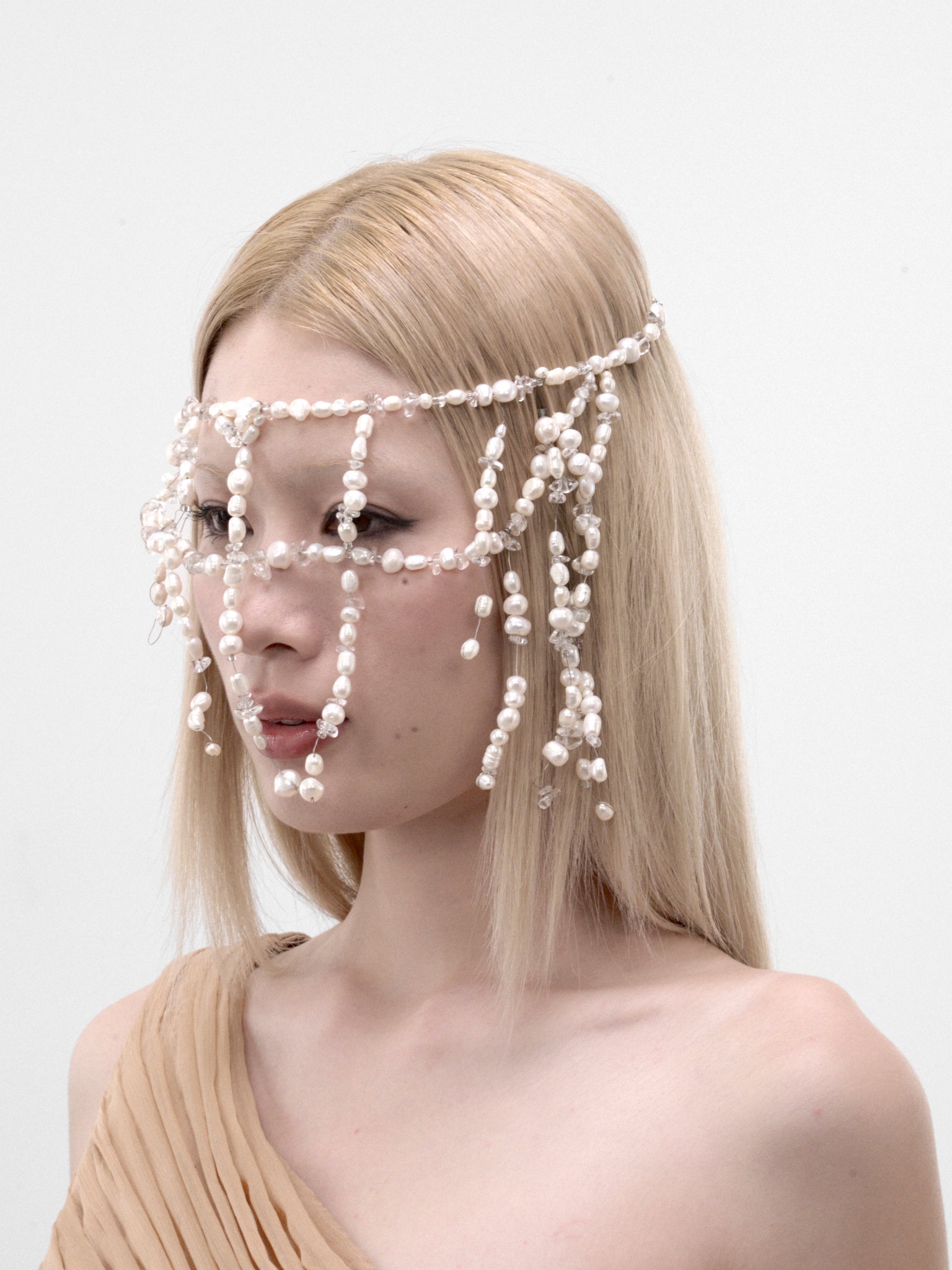 White Pearl Head Piece (PEARL-HEAD-PICE-WHITE)