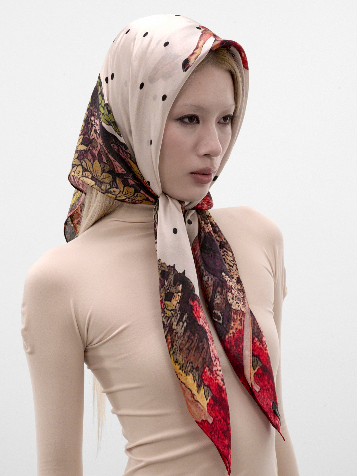 White Silk Bambi Scarf (UC2F1S03-3-IVORY-BASE)