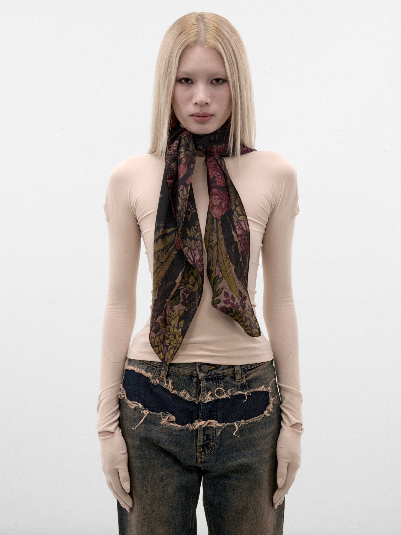 Black Silk Bambi Scarf (UC2F1S03-3-BLACK-BASE)