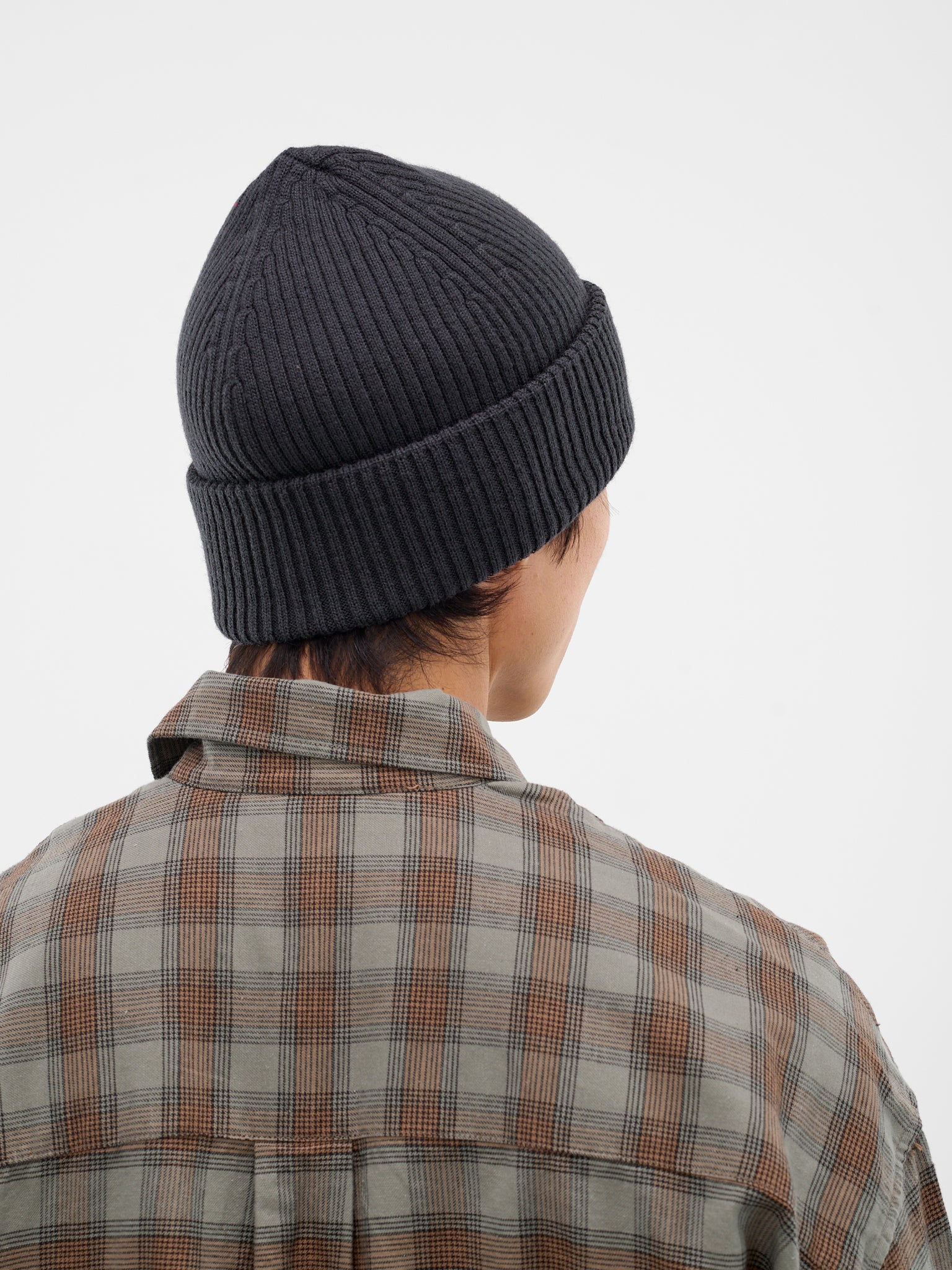 Black Rib-Knit Wool Beanie (A42580KO-KNIT-OFF-BLACK-RUSTIC)