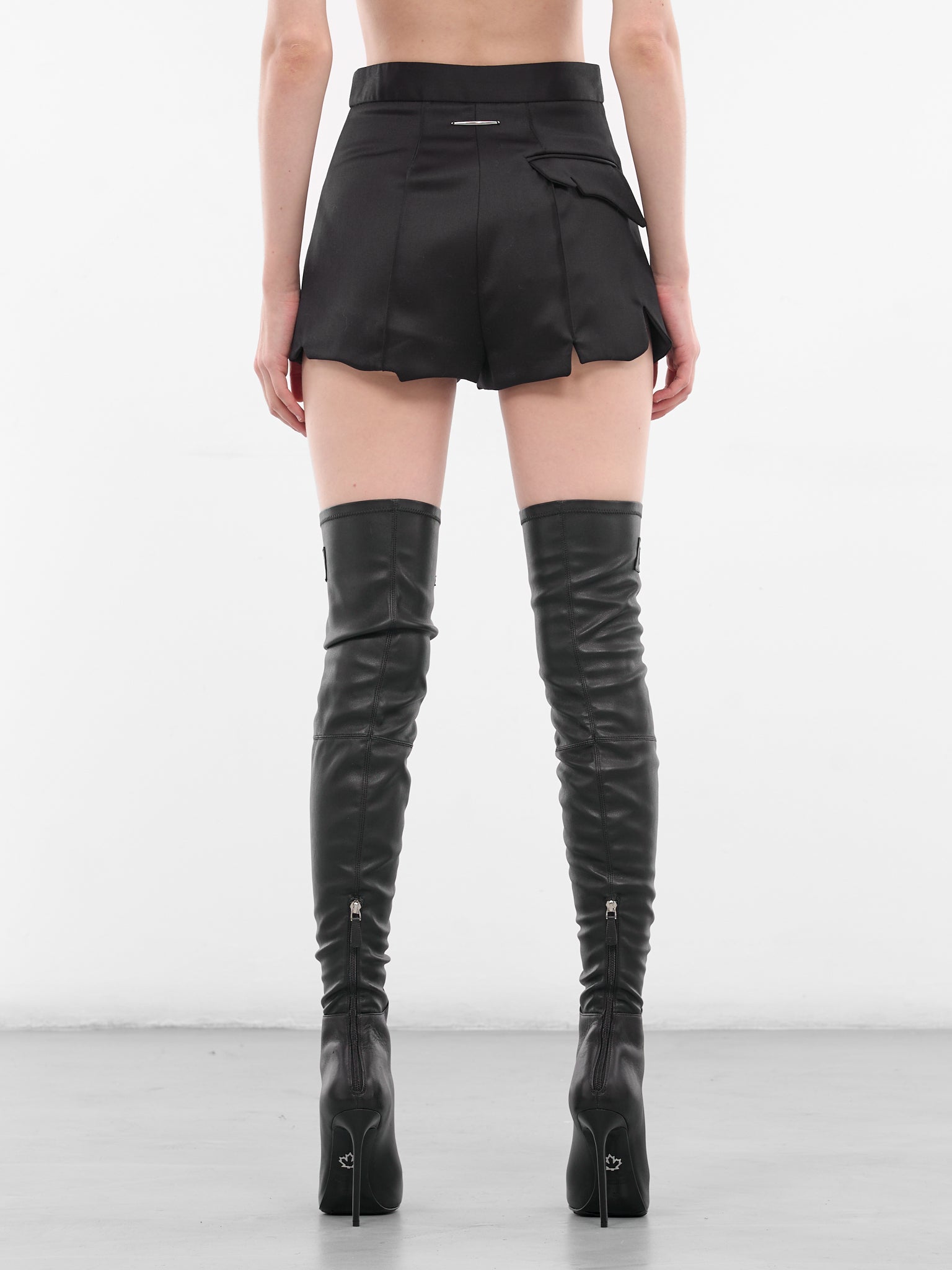 Black Gingko Wool Mini Shorts (G2101-BLACK)