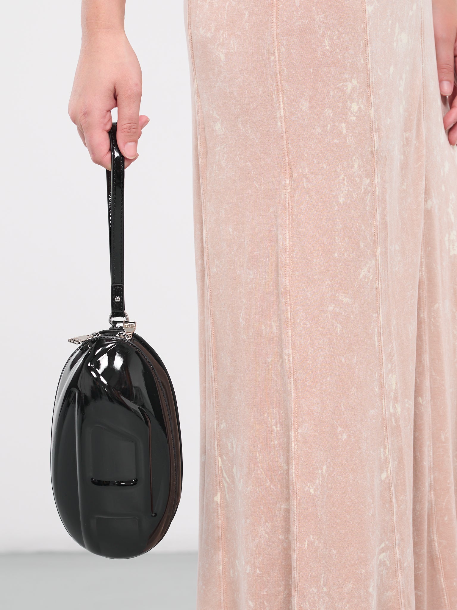1-DR Clutch (X09772-P6255-T8013-BLACK)