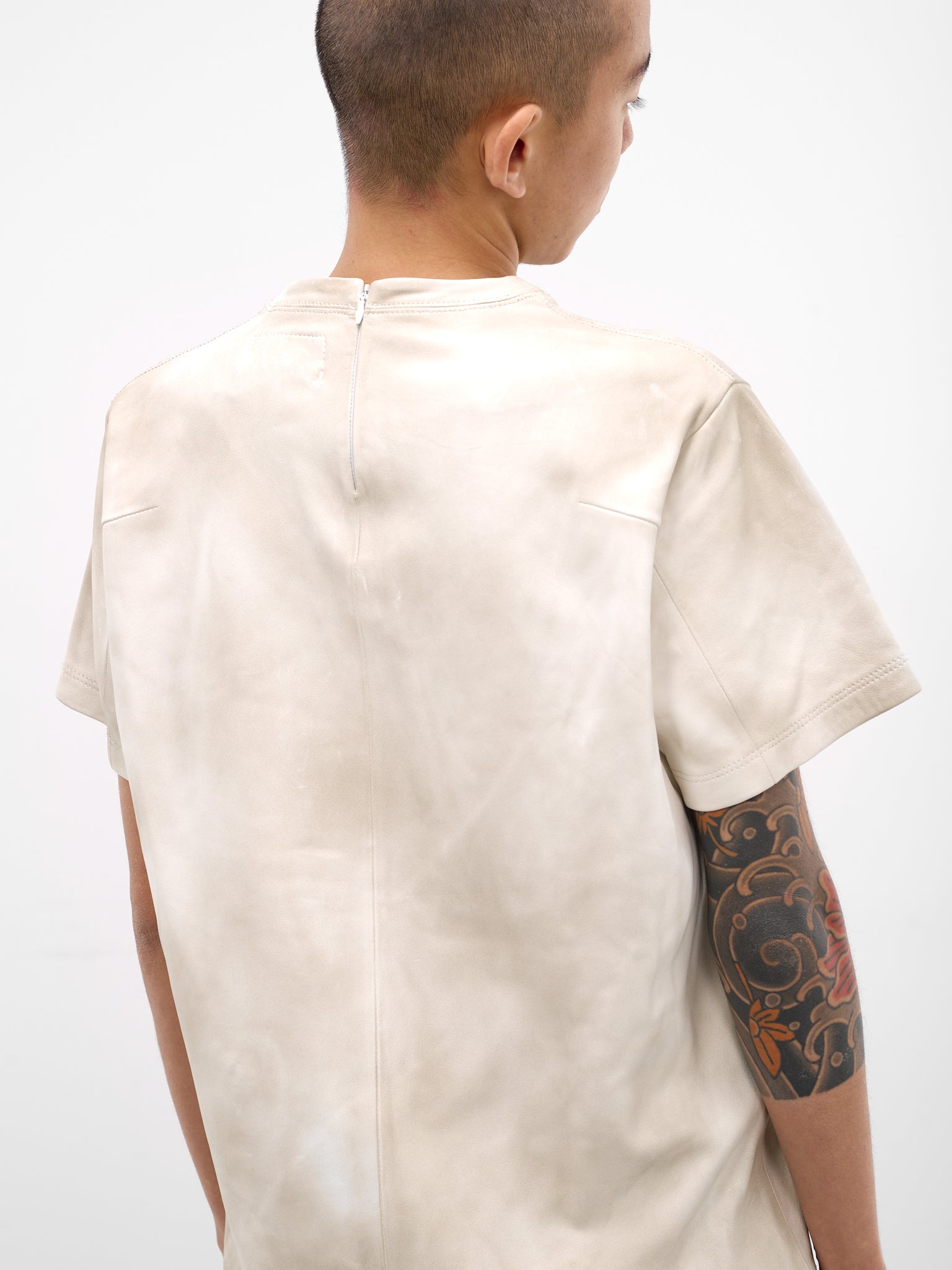 Dirtied Logo Lamb Leather Tee (10BL242-WHITE)