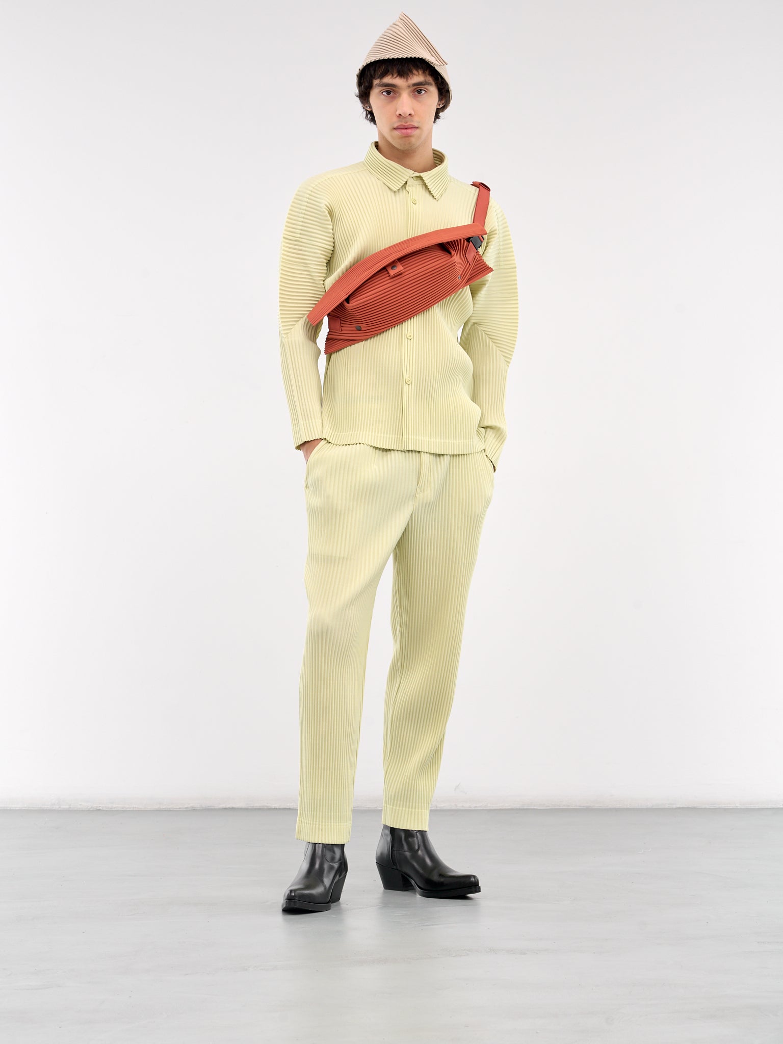 FORWARD 4 – ISSEY MIYAKE ONLINE STORE