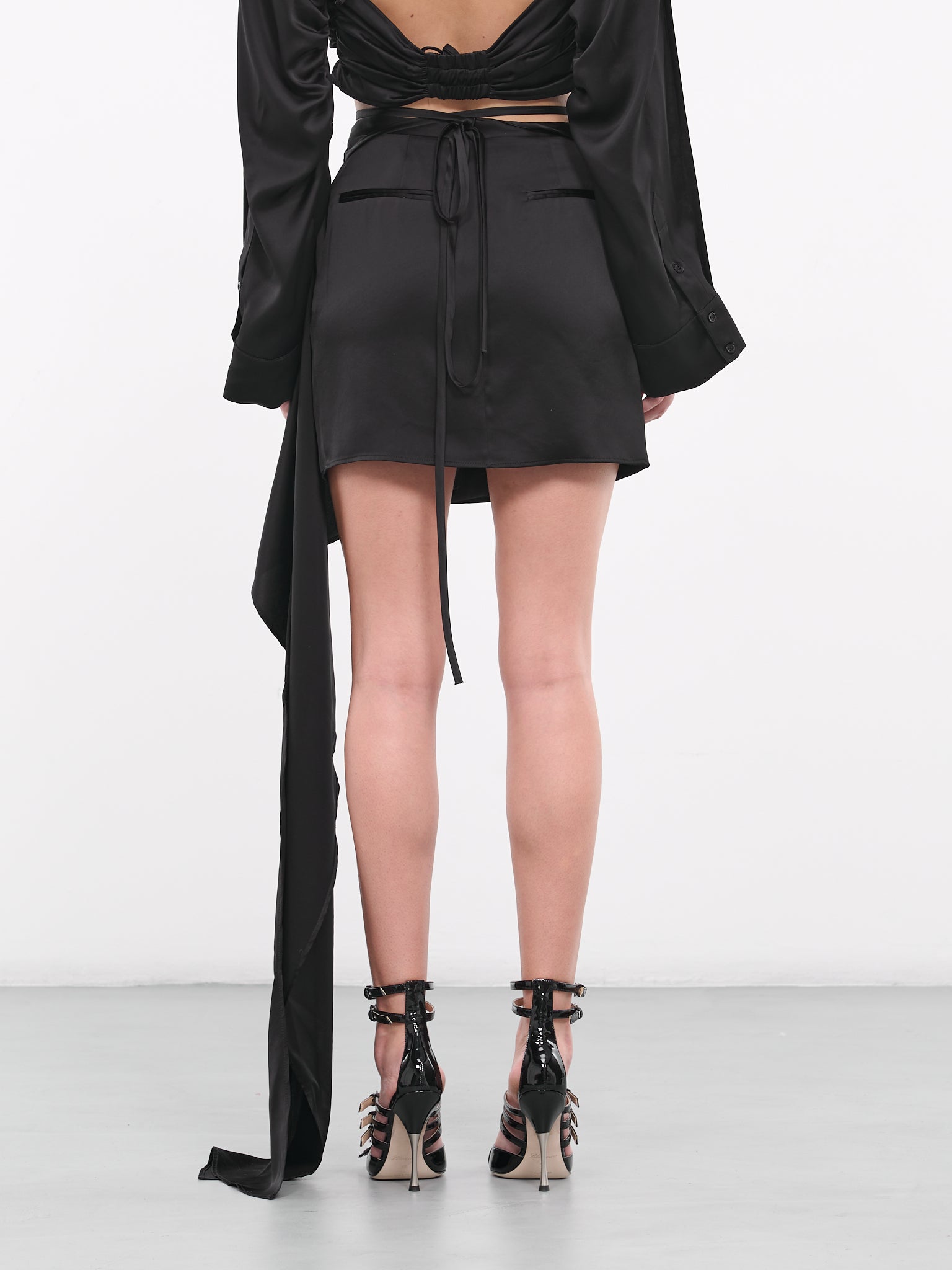 Apron Skirt (111-309-BLACK)