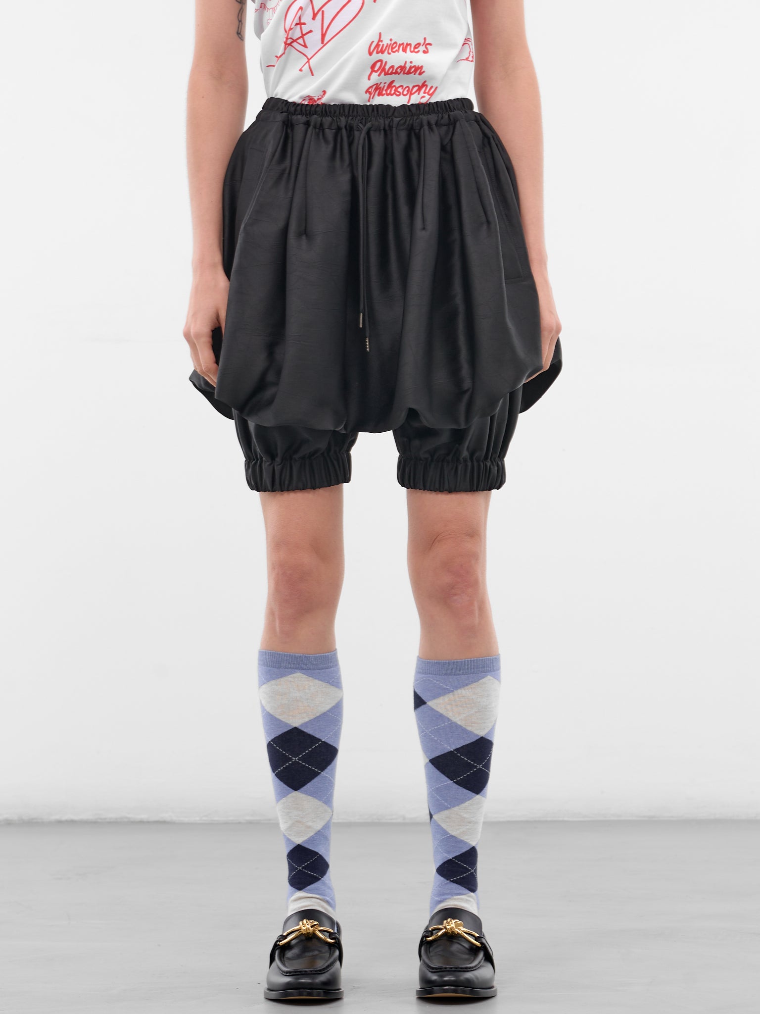 Black Relaxed Bloomers Shorts (12020015-W01AD-N401-BLACK)