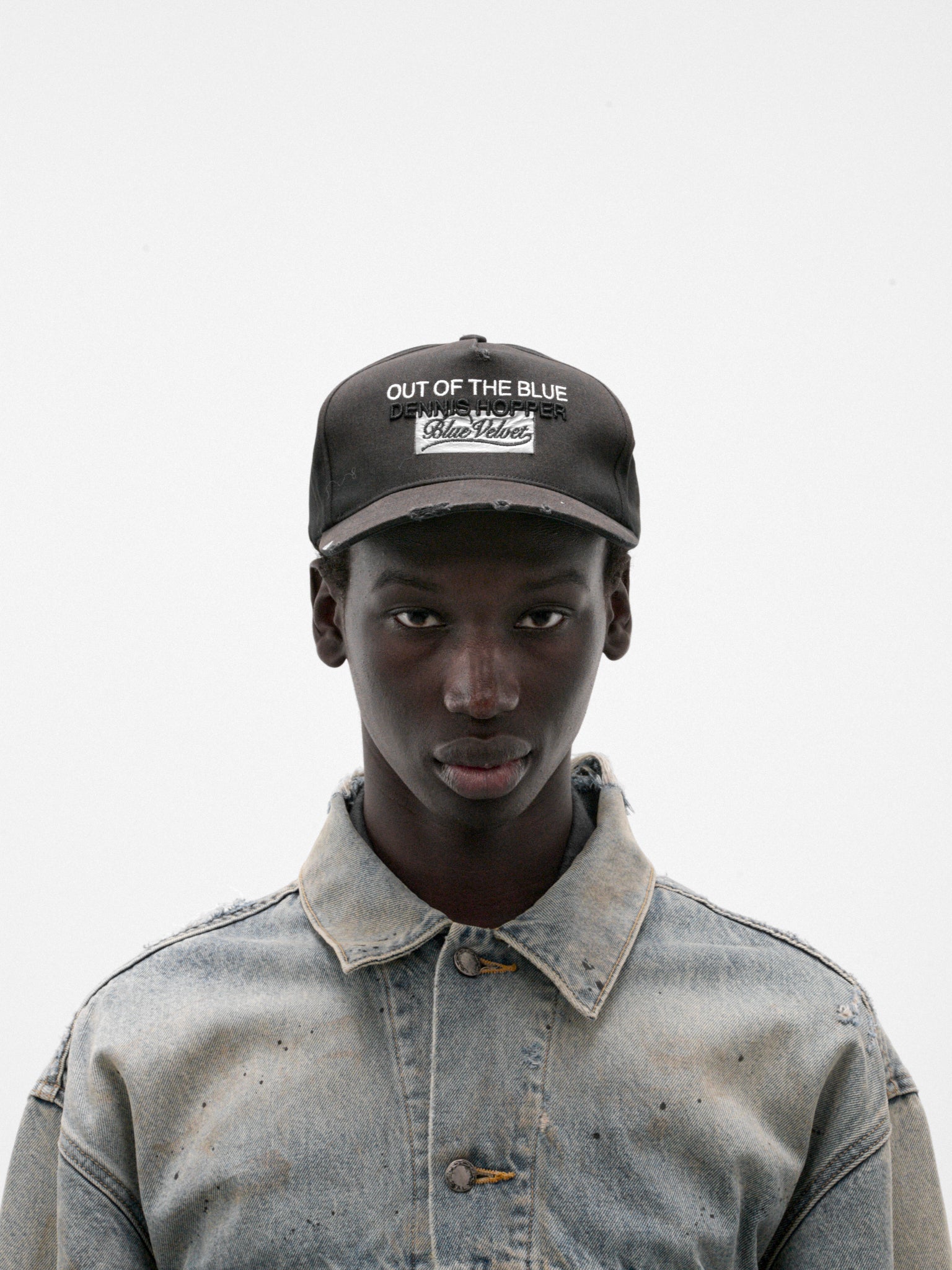 Black Blue Velvet Trucker Hat (13U001Q3018BLK-BLACK)
