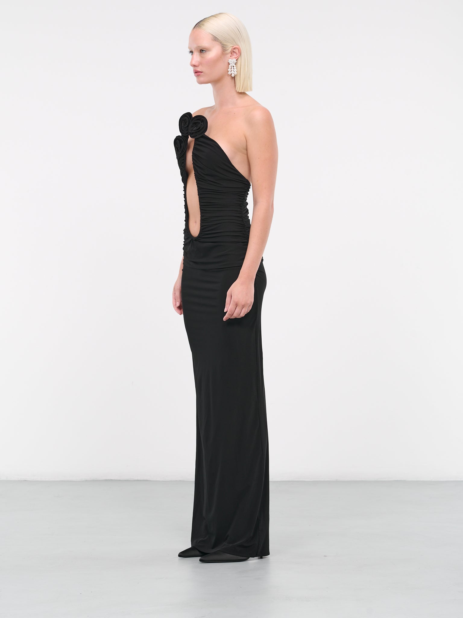Strapless Plunge Maxi Dress (141923-BLACK)