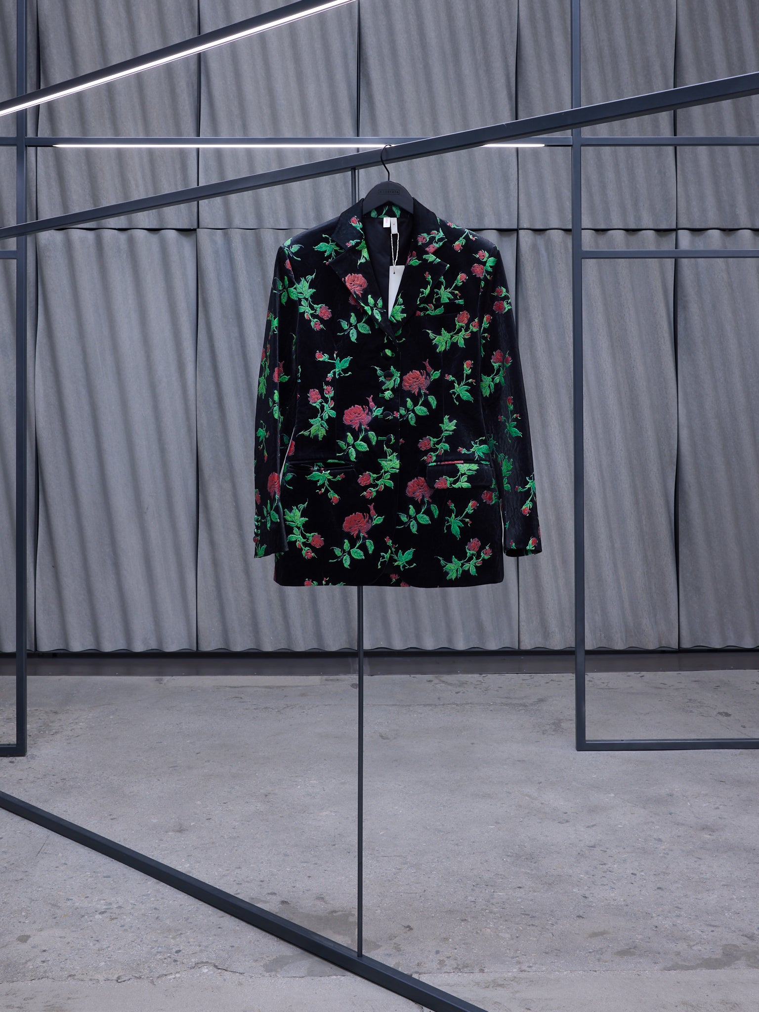 Floral Print Blazer (17JK-ROSE-PRINTS)