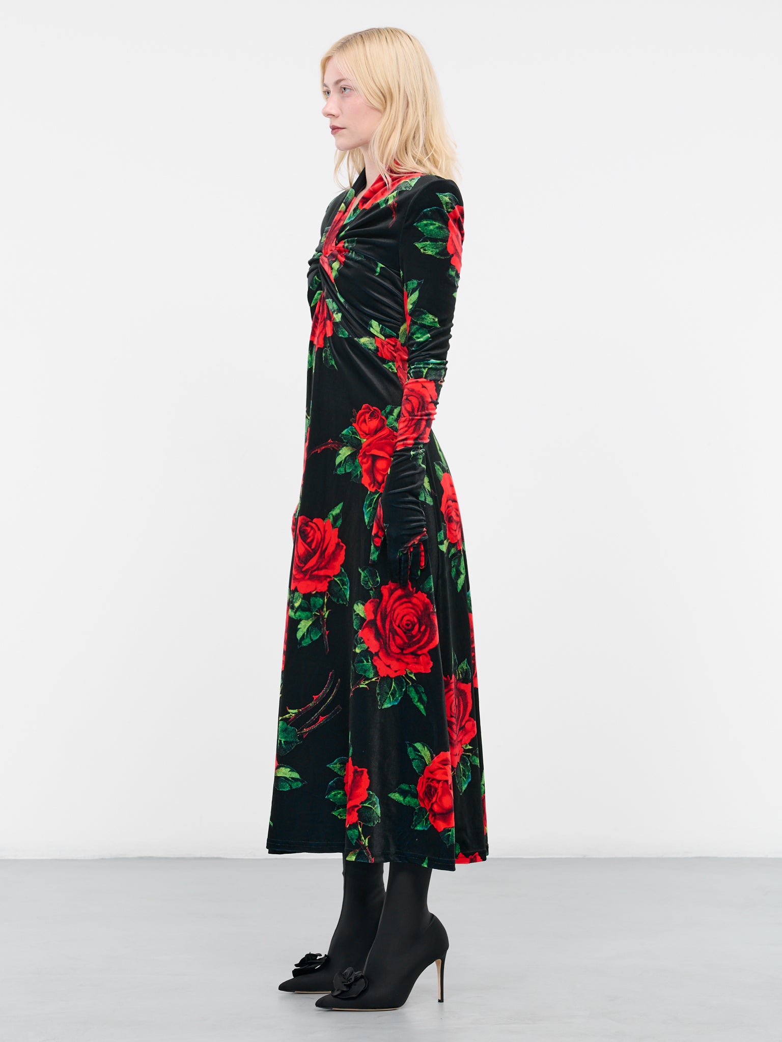 Rose Velvet Dress (19-ROSA)