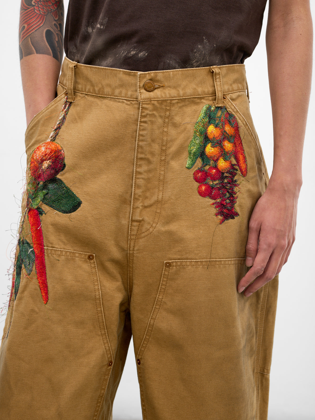 Beige Fruit Embroidery Carpenter's Shorts (19PT350-BEIGE)