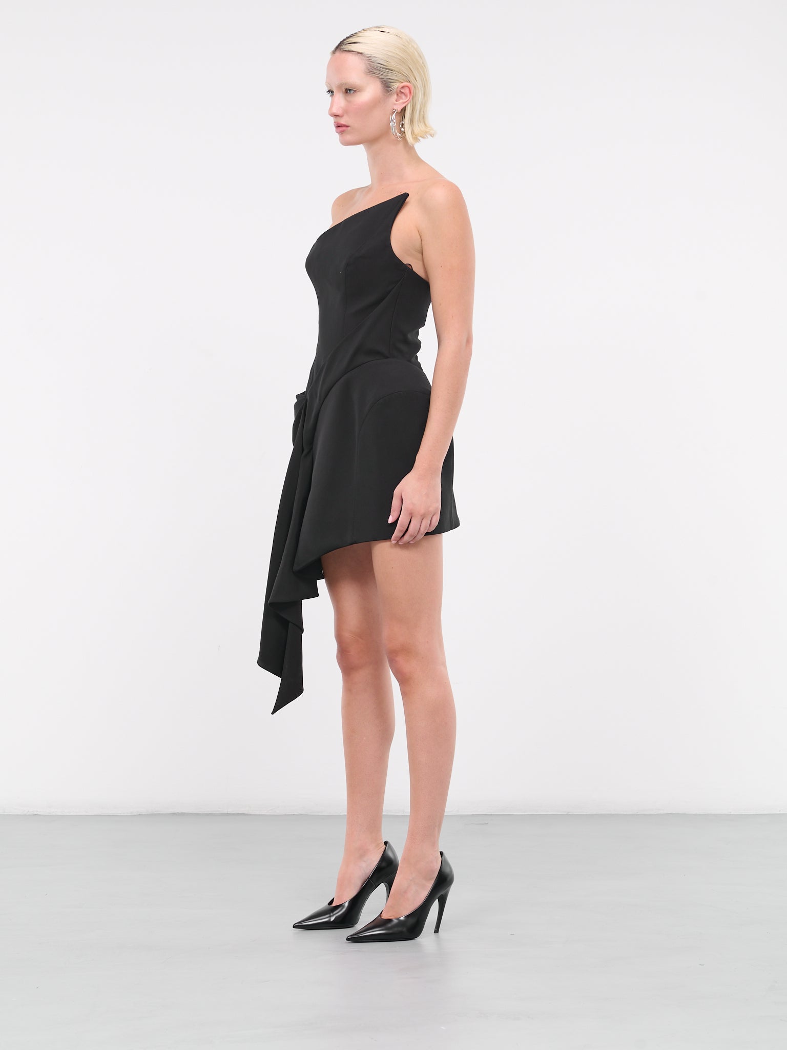 Sculptural Dress (1R01494182-BLACK)