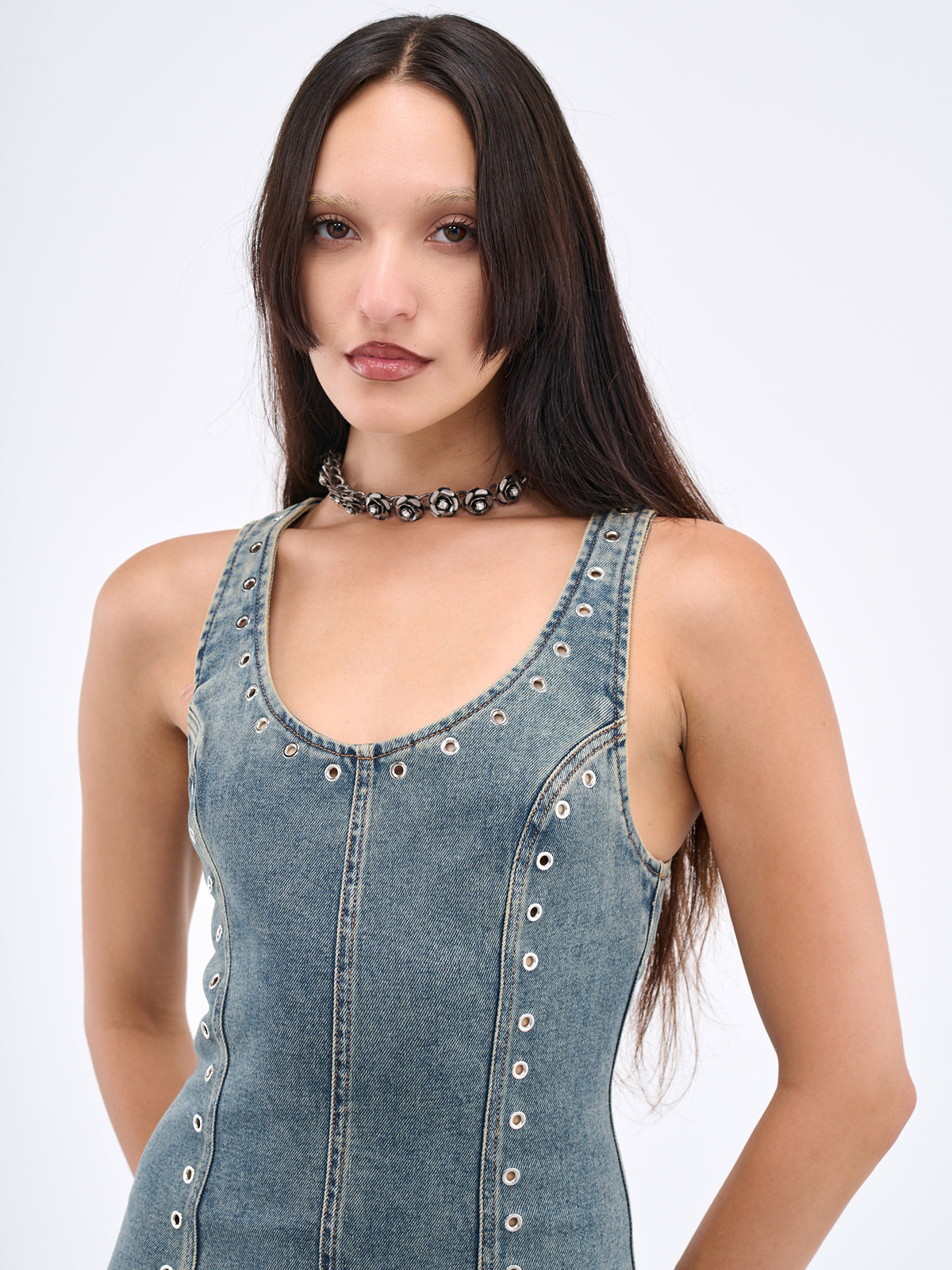 BLUMARINE Rose Choker | H.Lorenzo - styled