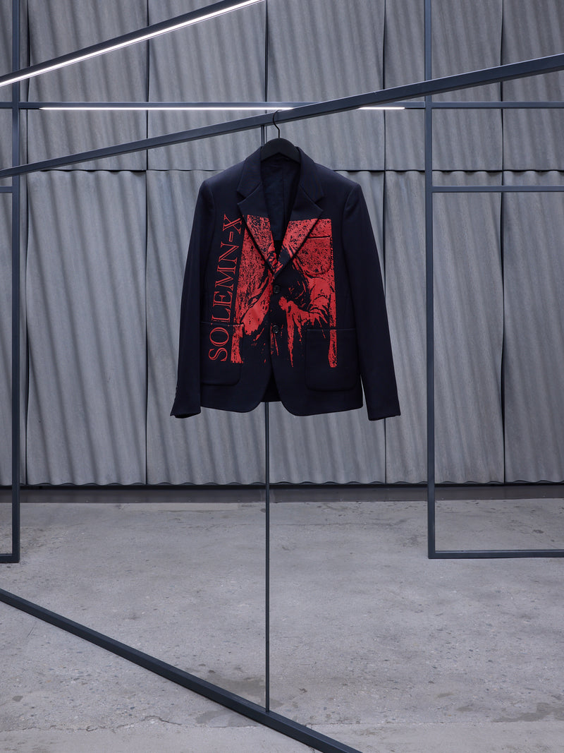 Black Relaxed Graphic Print Blazer (221-M547A-30001-0099-BLACK)