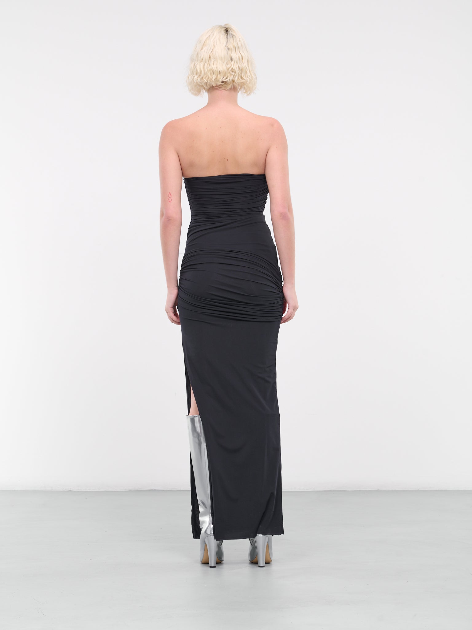 Encompassed Looped Bodice Dress (23043445-BLACK)