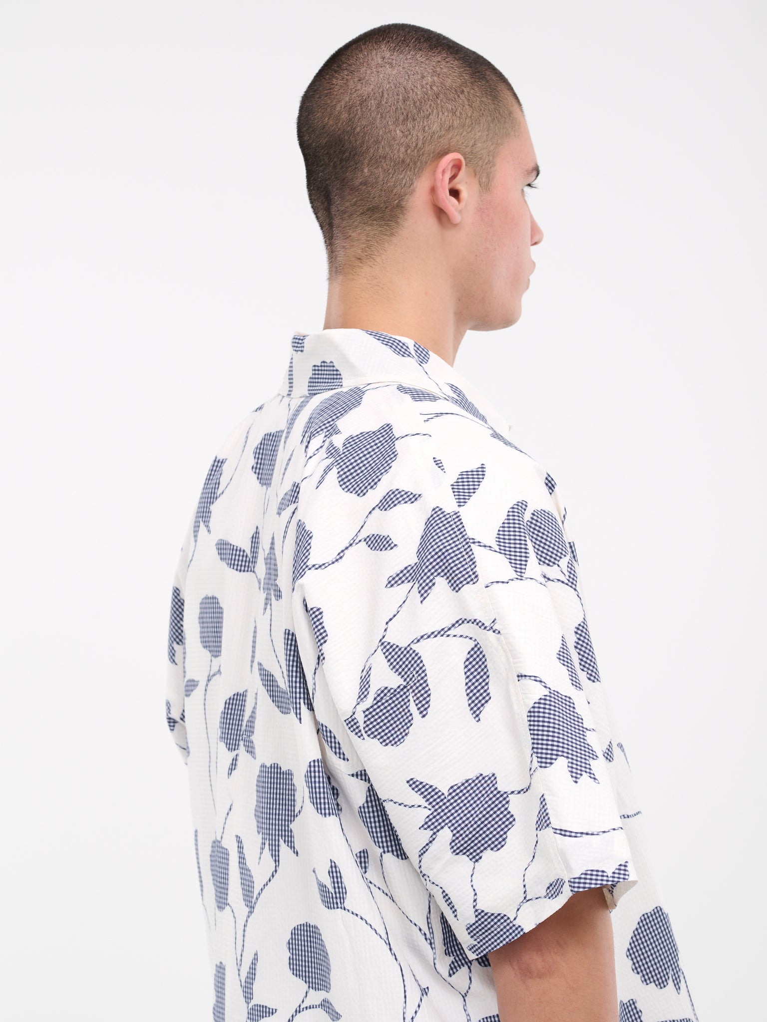 La chemise Disgreghi (236SH058-1499-ROSES-DARK-NAVY)