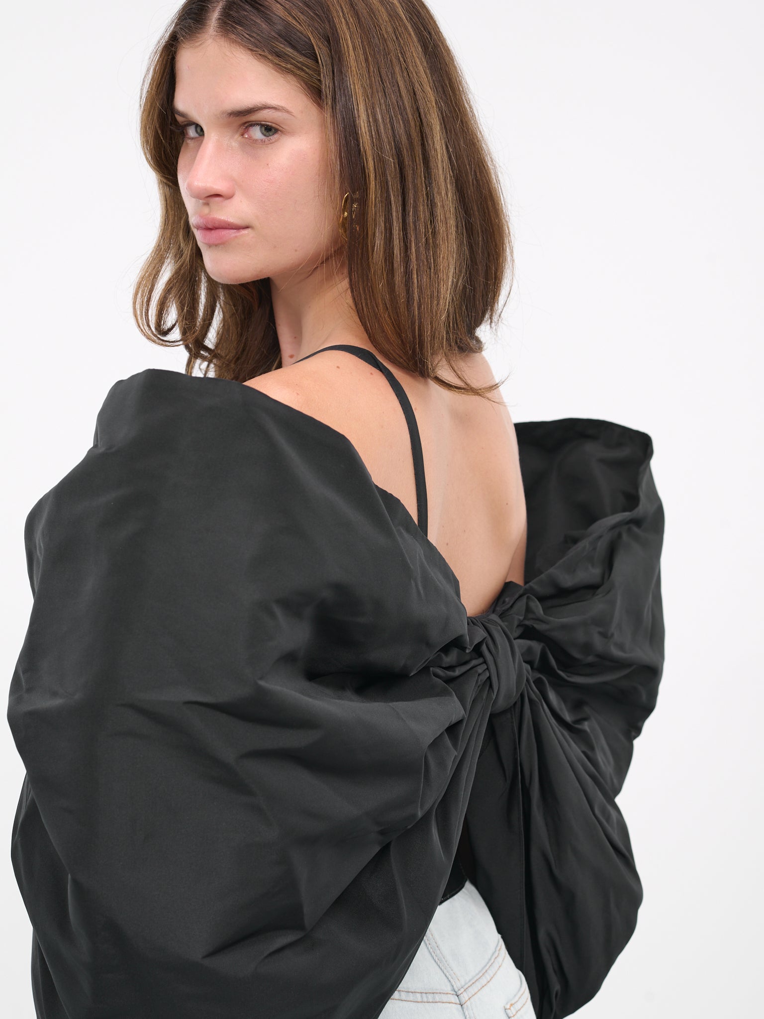 Taffeta Bow Top (23ACT0004PL0440-U9000-BLACK)