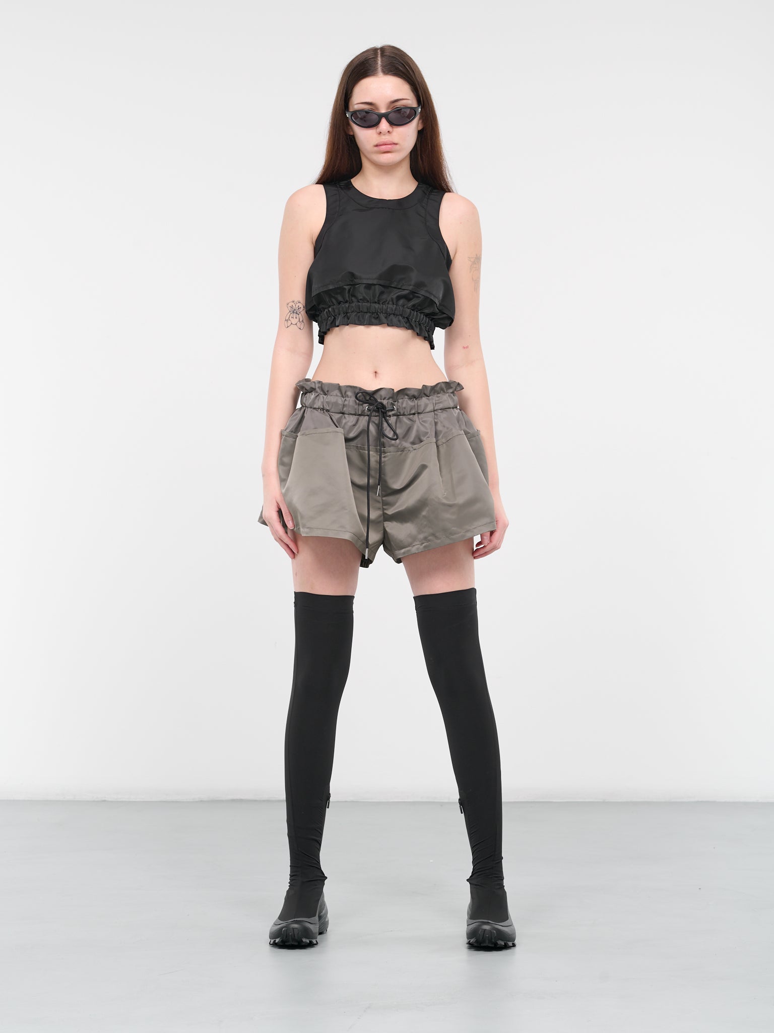 Nylon Twill Shorts (24-07092-550-GREEN)