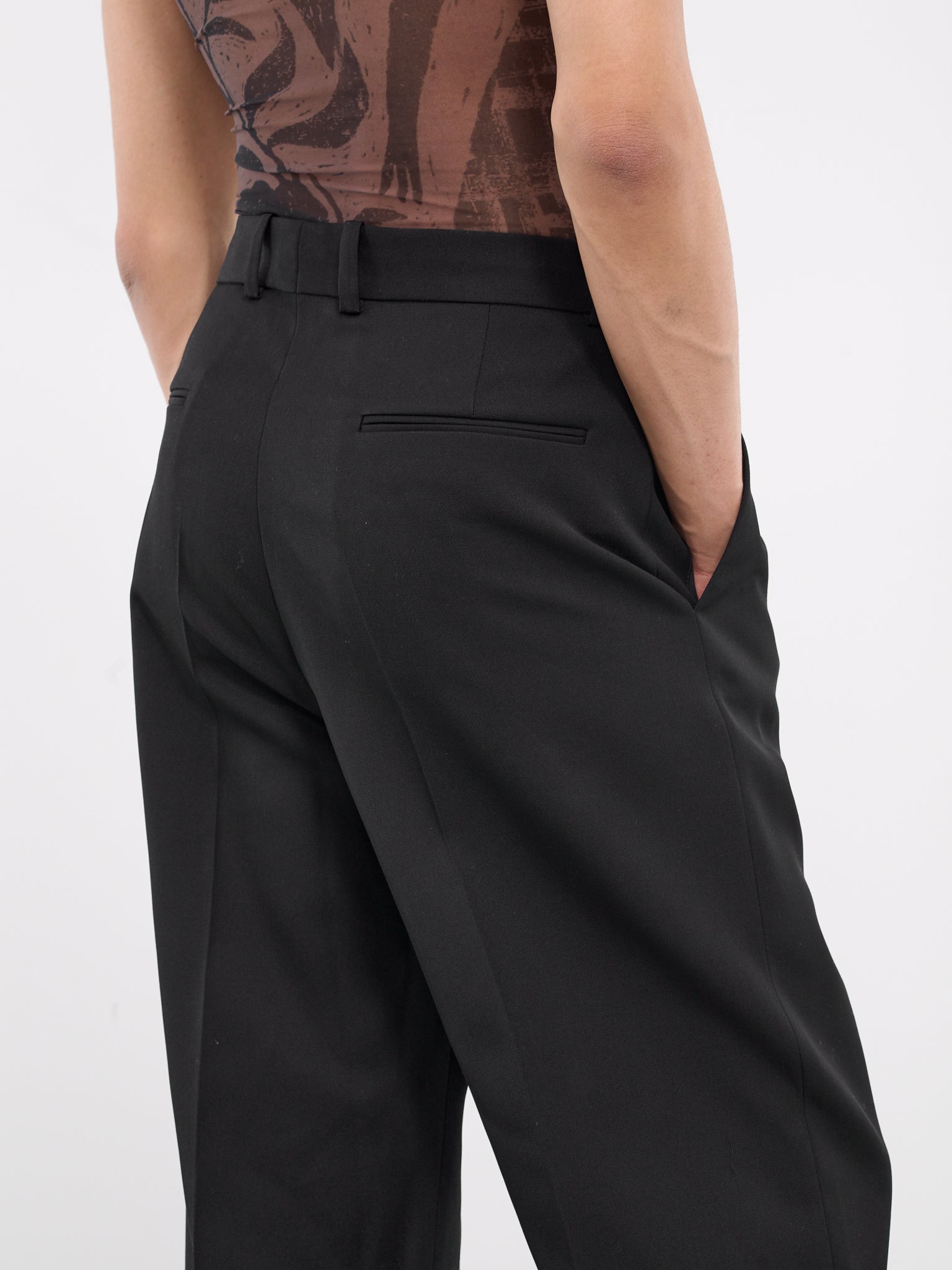 Pleated Trousers (241-M5030-W132-BLACK)