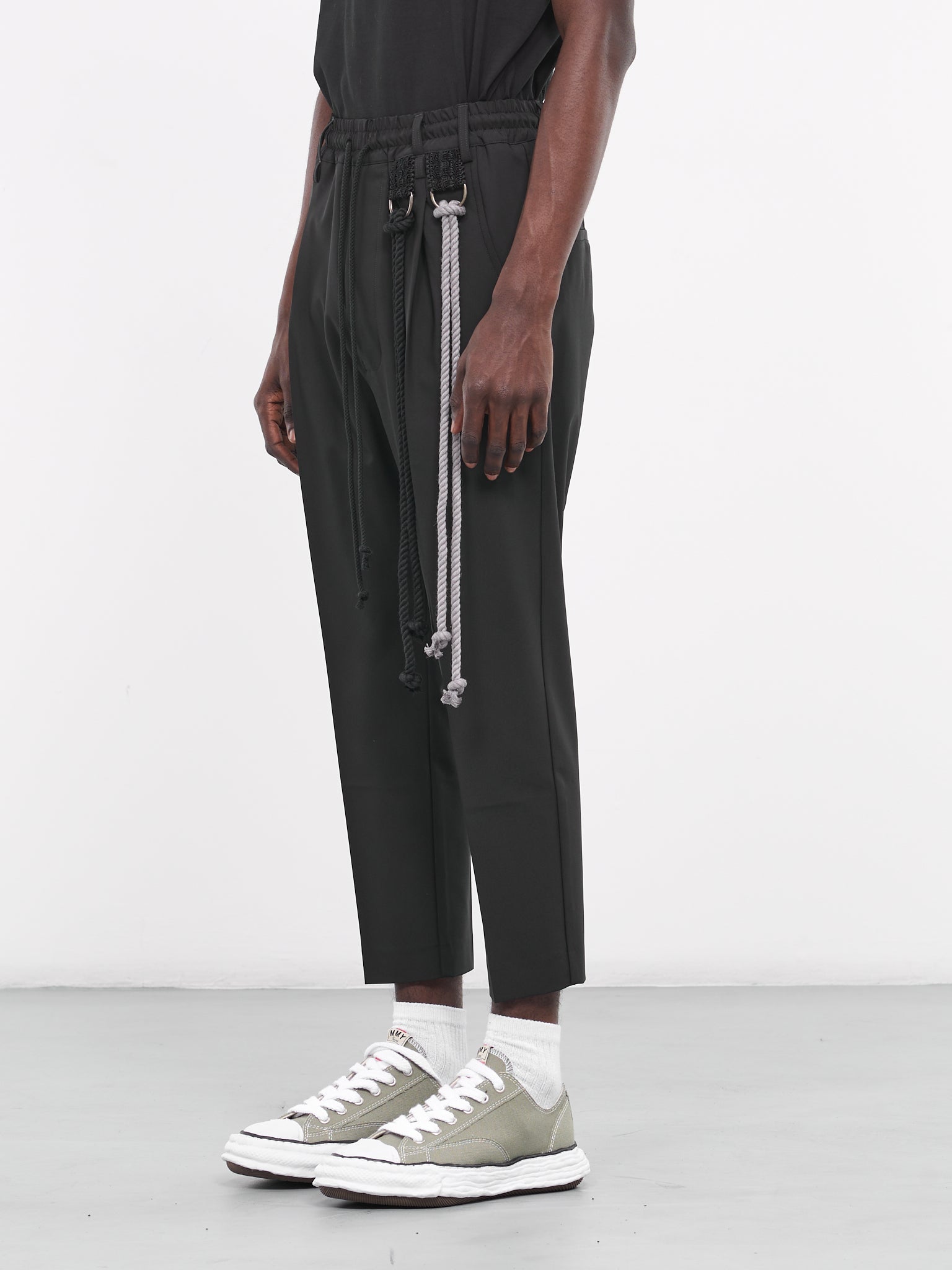 Rope Drawcord Trousers (241-MPT065-BLACK)