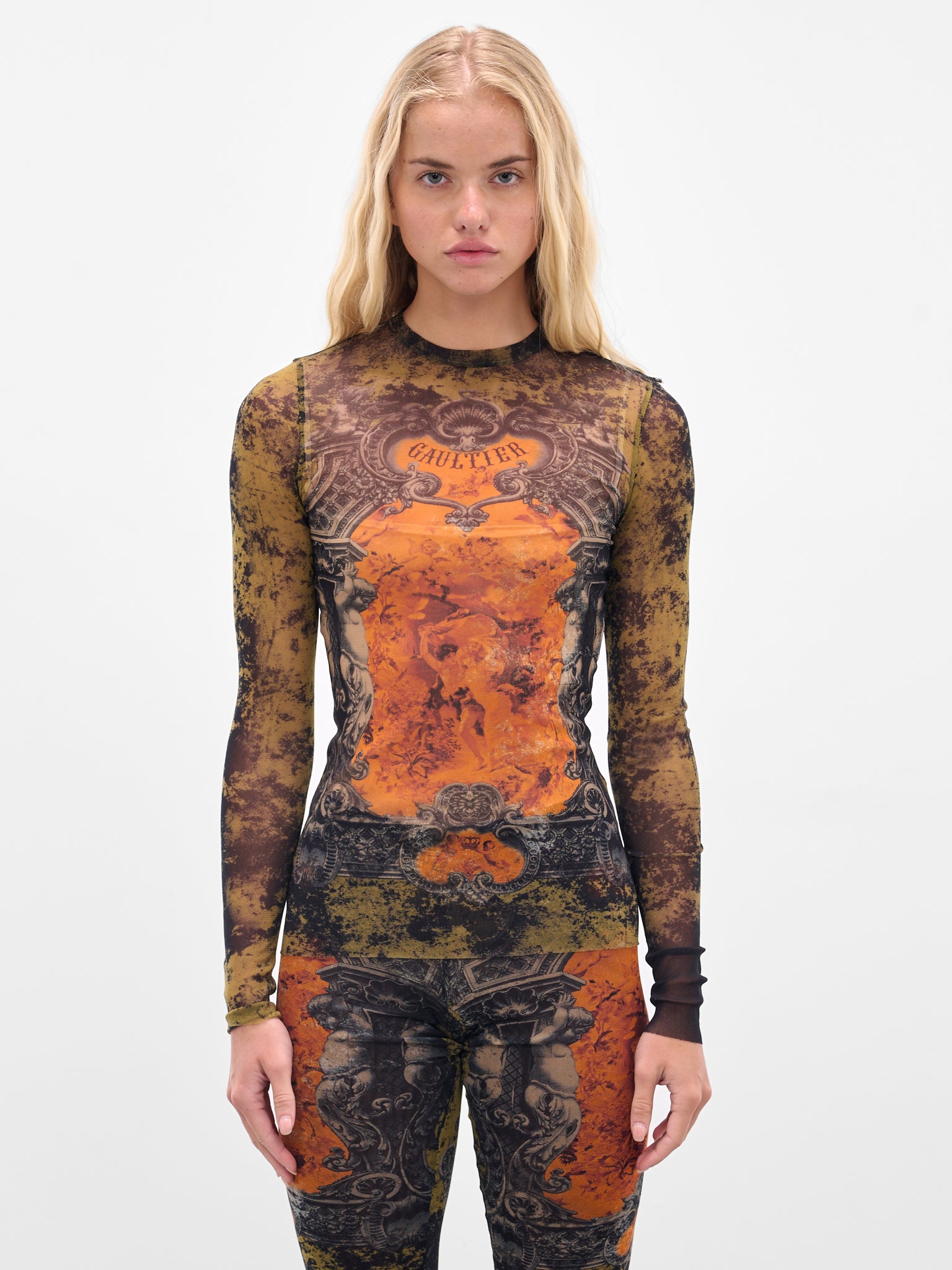 The “Médaillon" Print Long Sleeve (25-03-W-TO305-M006P-MULTI)