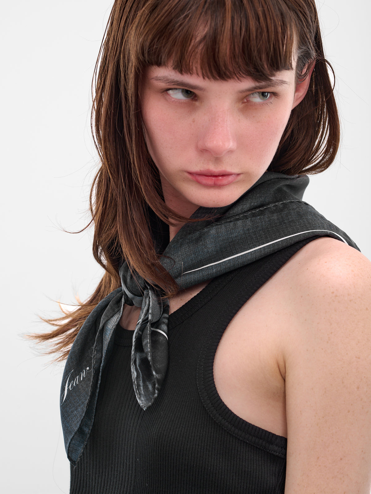 The Label Scarf (25-04-U-AC042-W043-MULTI)