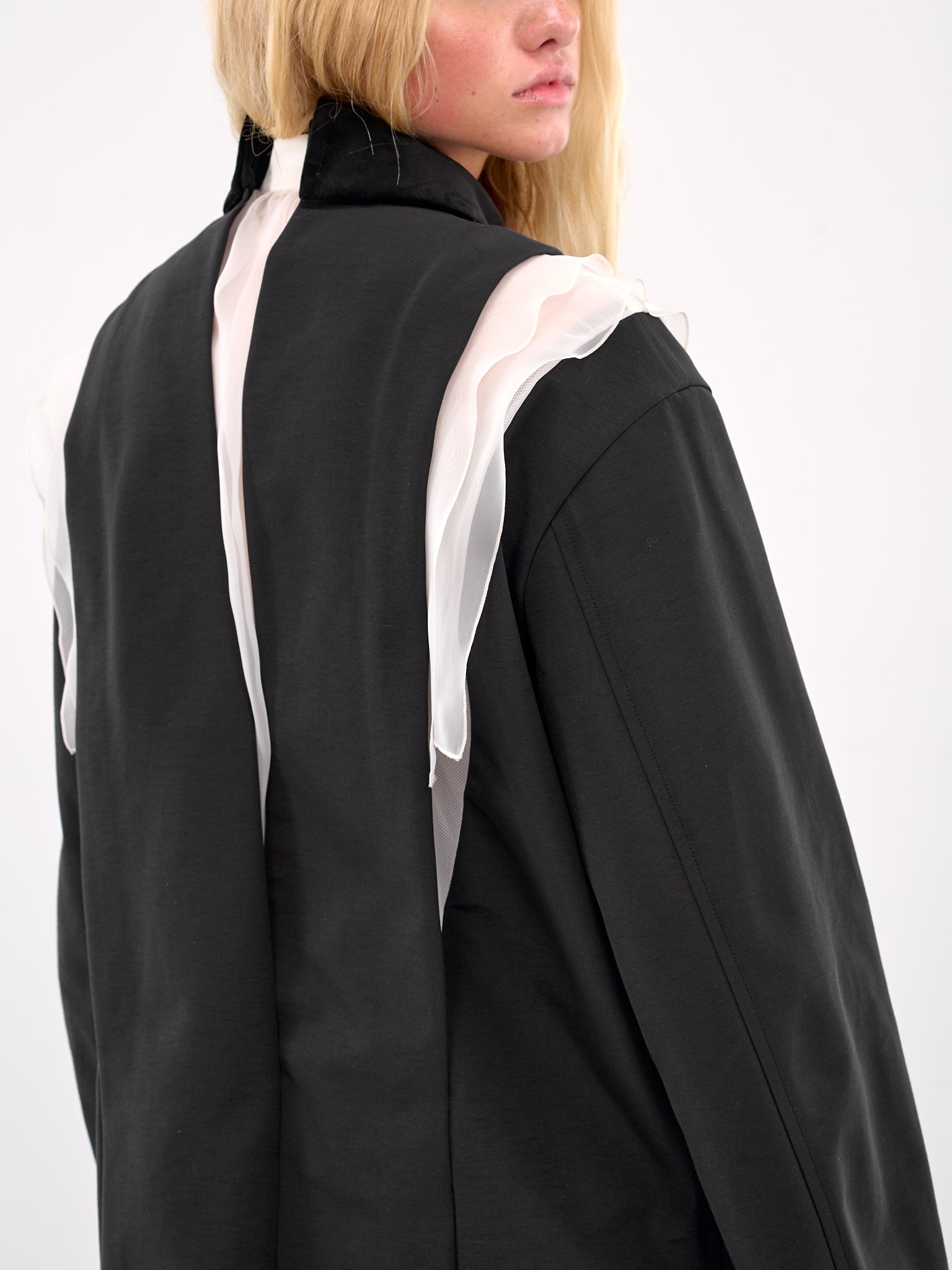 Layered Hybrid Jacket (25-07879-004-BLACK-OFF-WHITE)
