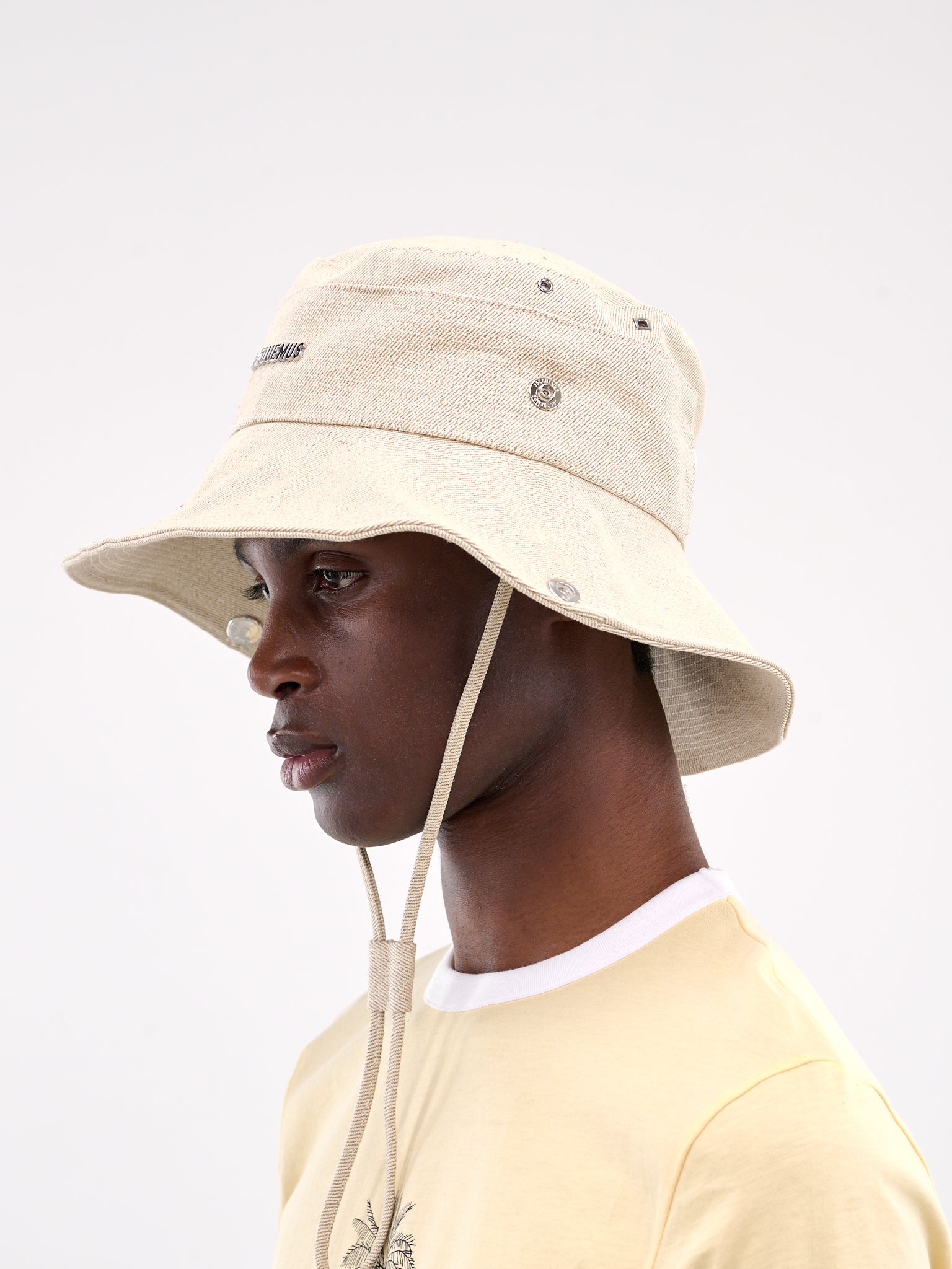 The De-Nîmes Denim Bucket Hat (255AC721-5113-OFF-WHITE)