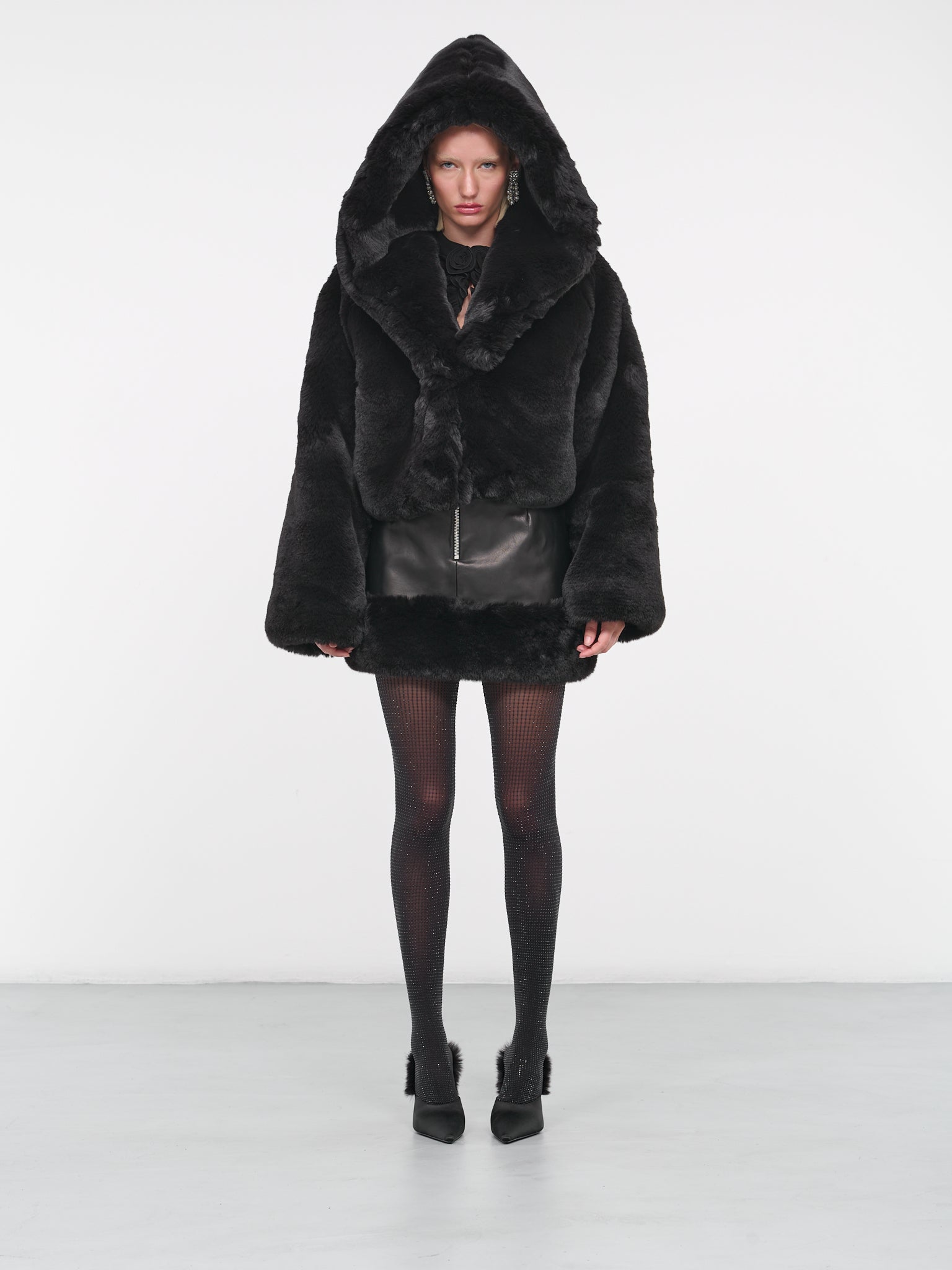 Shearling-trimmed leather miniskirt