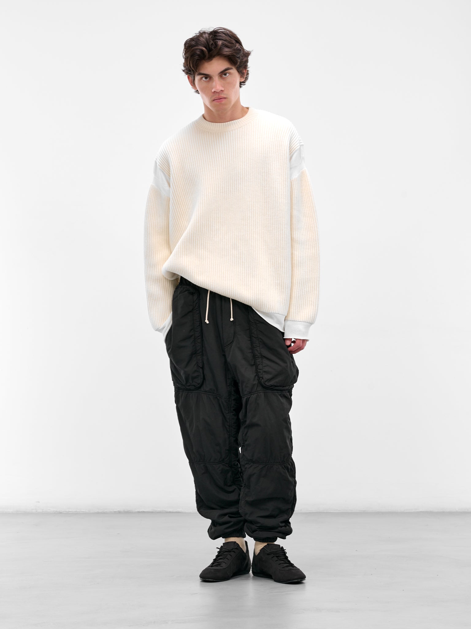 Black Cotton Padded Utility Trousers (25A96MRU47-BLACK)