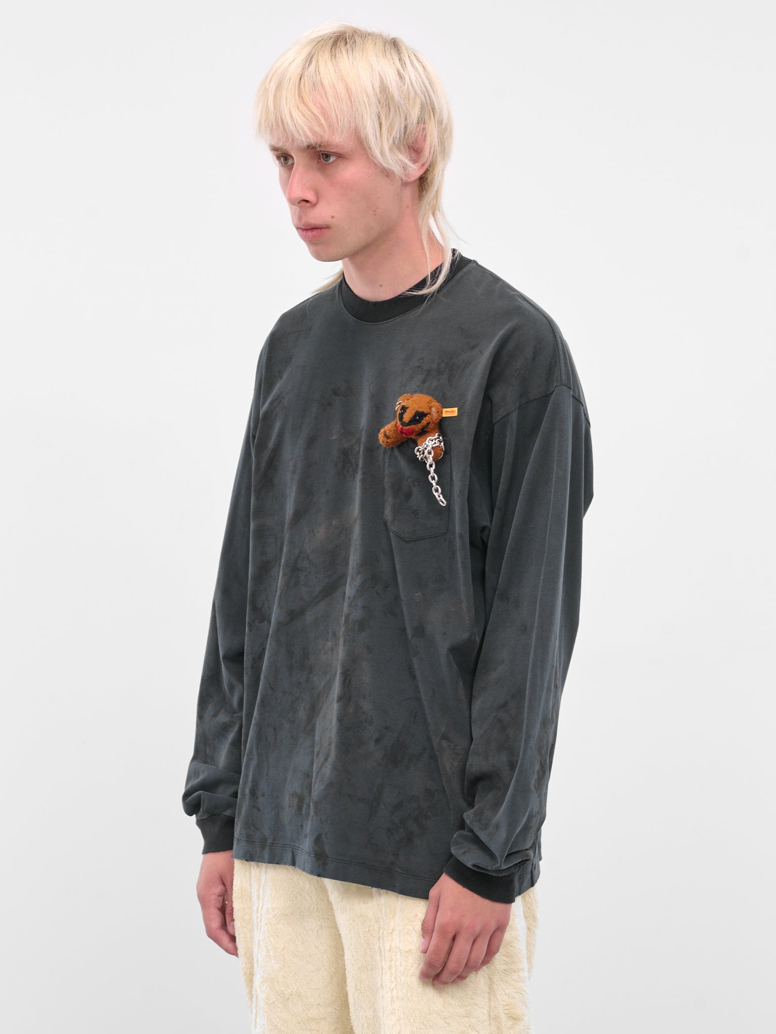 Black Distressed Teddy Bear Tee (25AW39CS402-BLACK)