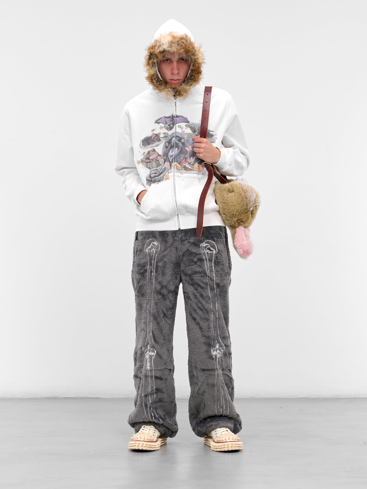 Beige Rabbit Head Plush Bag (25AW81BG66-BEIGE)
