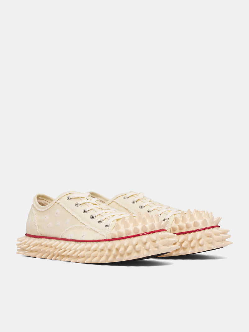White Canvas Spiky Sneakers (25AW75FT62-IVORY)