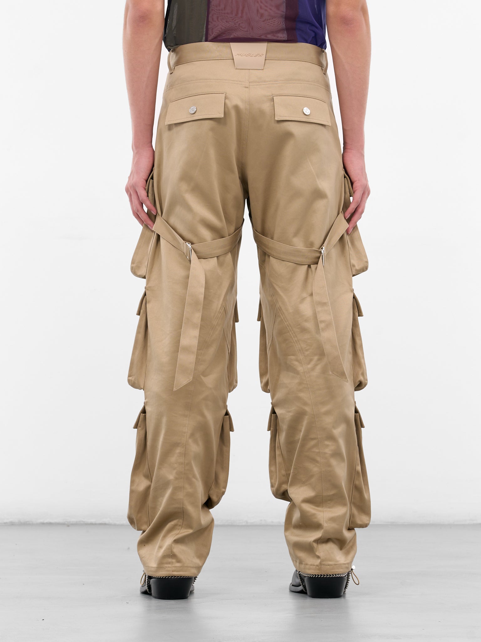 Beige Multi Pocket Cargo Pants (25F1PA0483264-BEIGE)