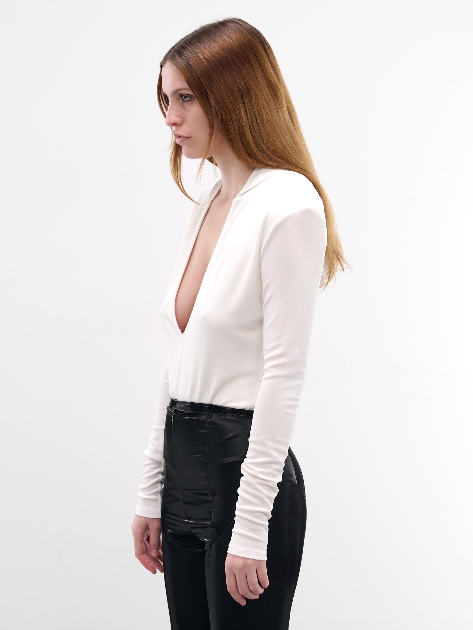 White Hooded V-Neck Bodysuit (25F3B002856026-SNOW)