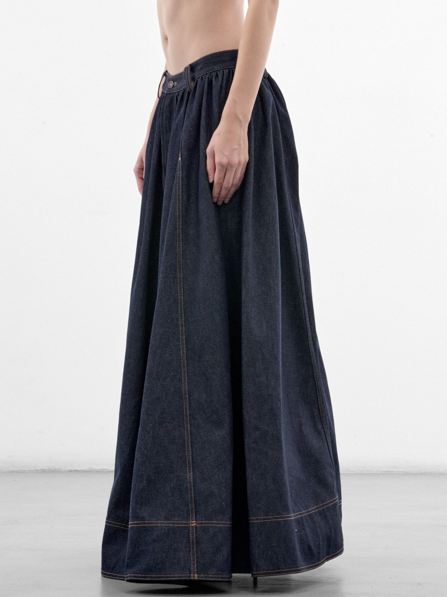Indigo Voluminous Denim Skirt (26-04-W-SK069-D032-INDIGO)