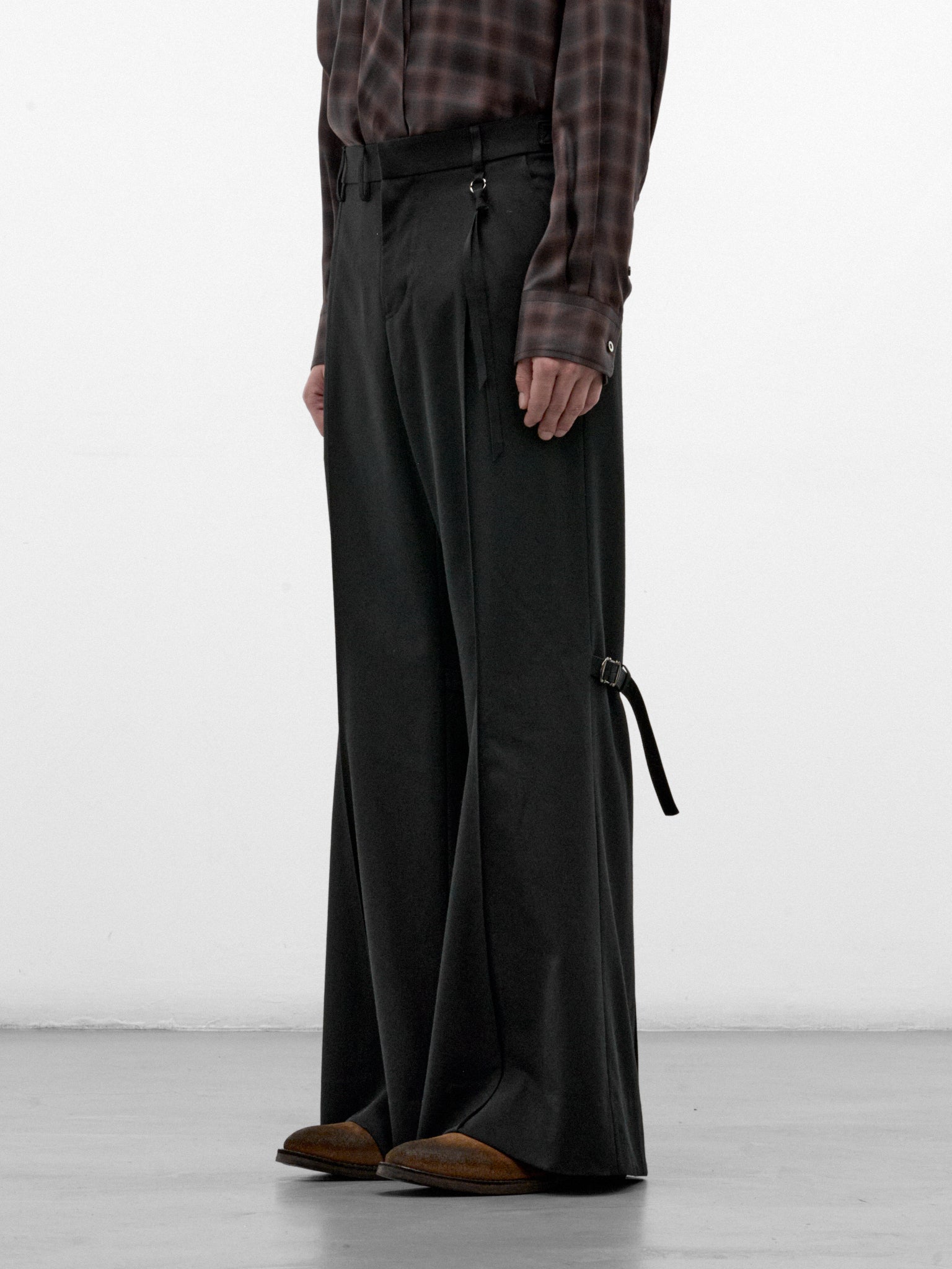 Black Wool Flared Trousers (26A0372-BLACK)