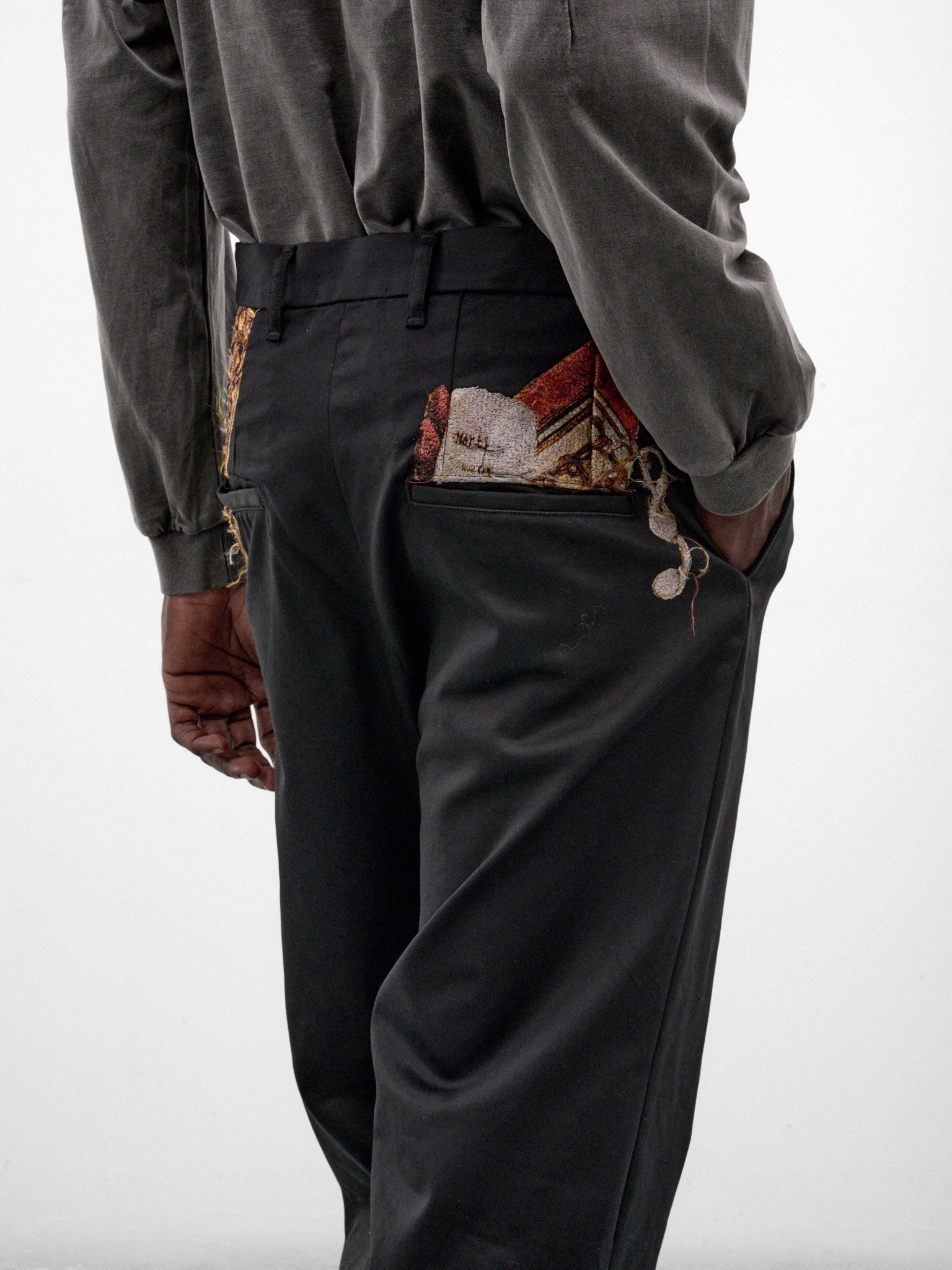 Black Cotton Appliqué Embroidered Trousers (26AW08PT369-BLACK)